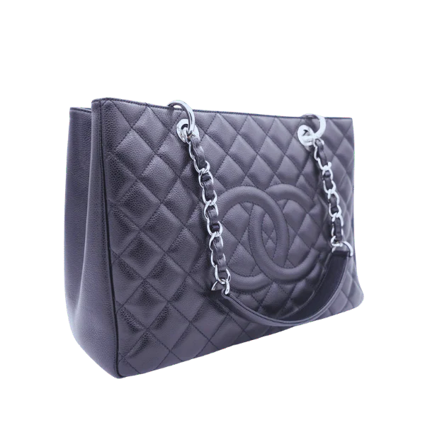 Chanel GST (Grand Shopping Tote) Review: Why Collectors Love This Bag