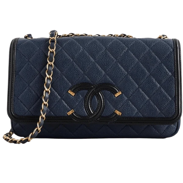Which Chanel Classic Flap Has the Longest Chain Length? A Size Guide to Chanel Flap Bags for Crossbody Wear