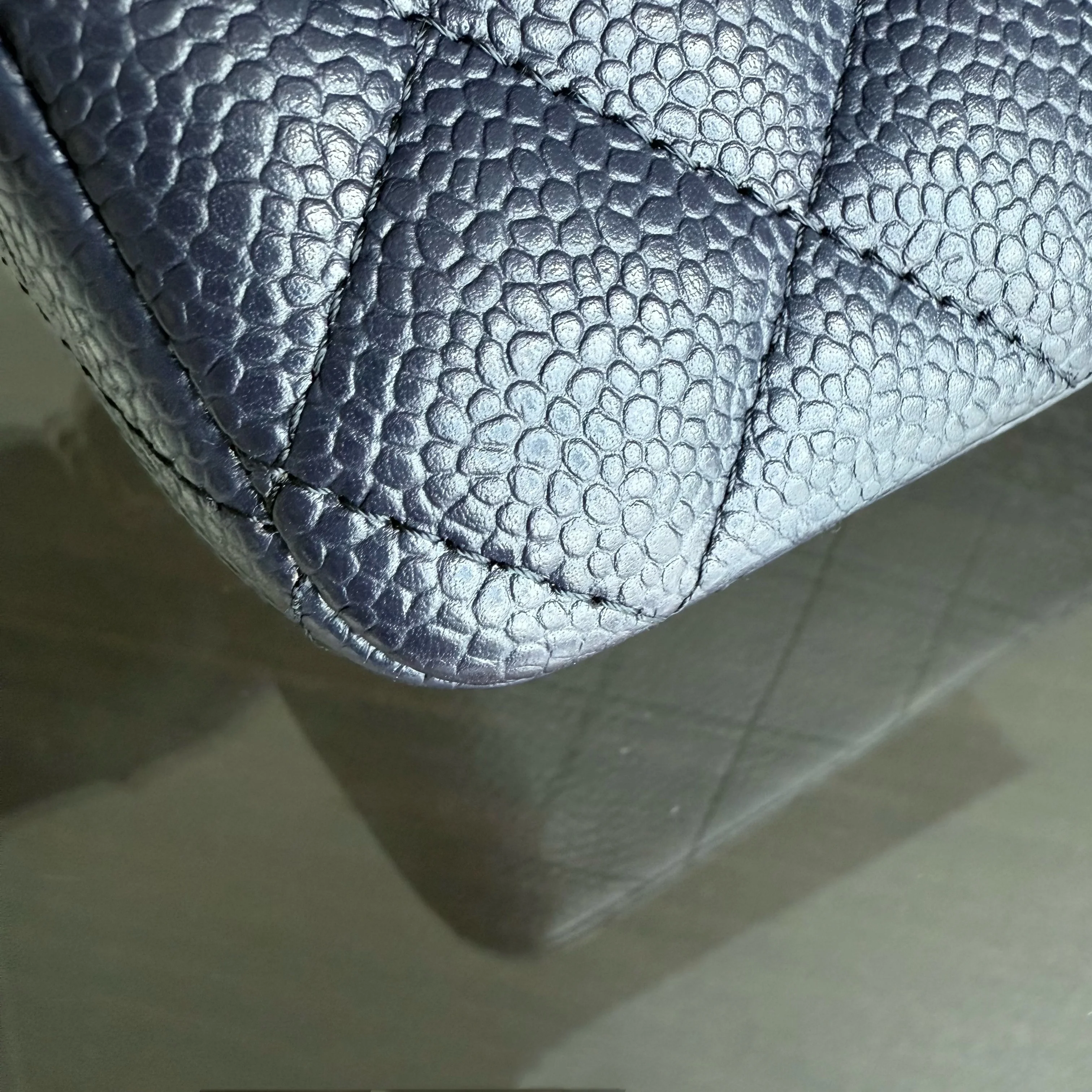 Chanel Classic Flap Mini - Caviar 20CM Quilted Dark Blue Gold Hardware Series 21