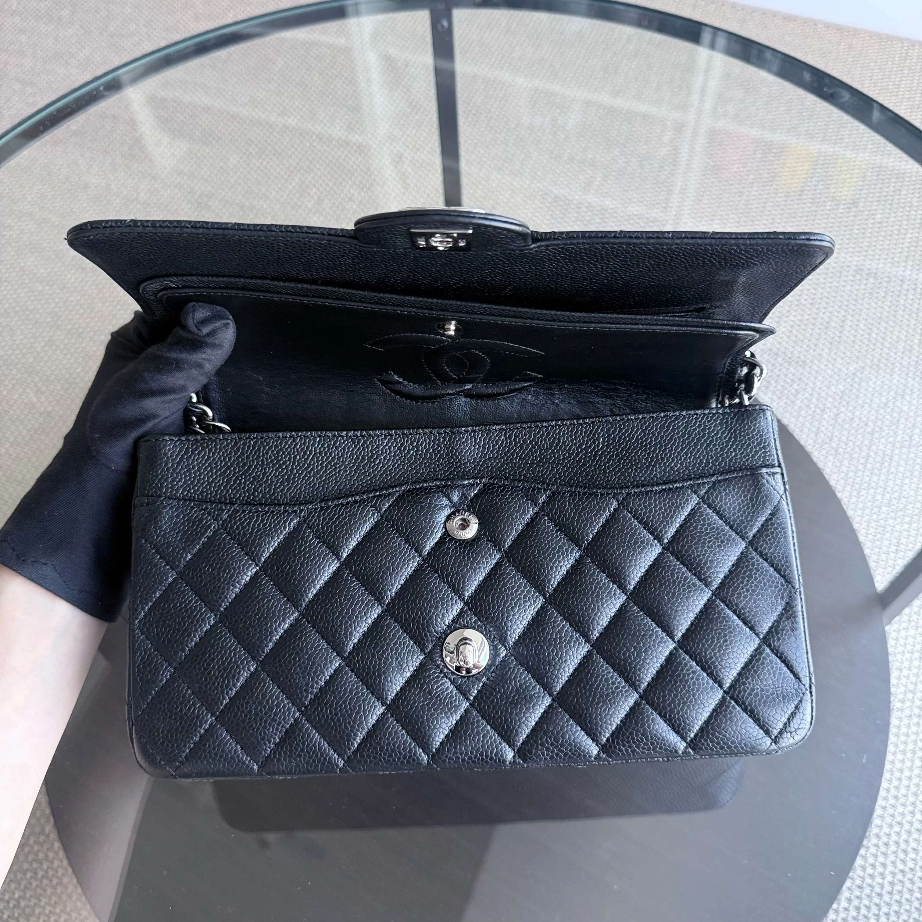 Chanel Classic Flap Medium - Caviar 25CM Quilted Grained Calfskin Black Silver Hardware Series 13