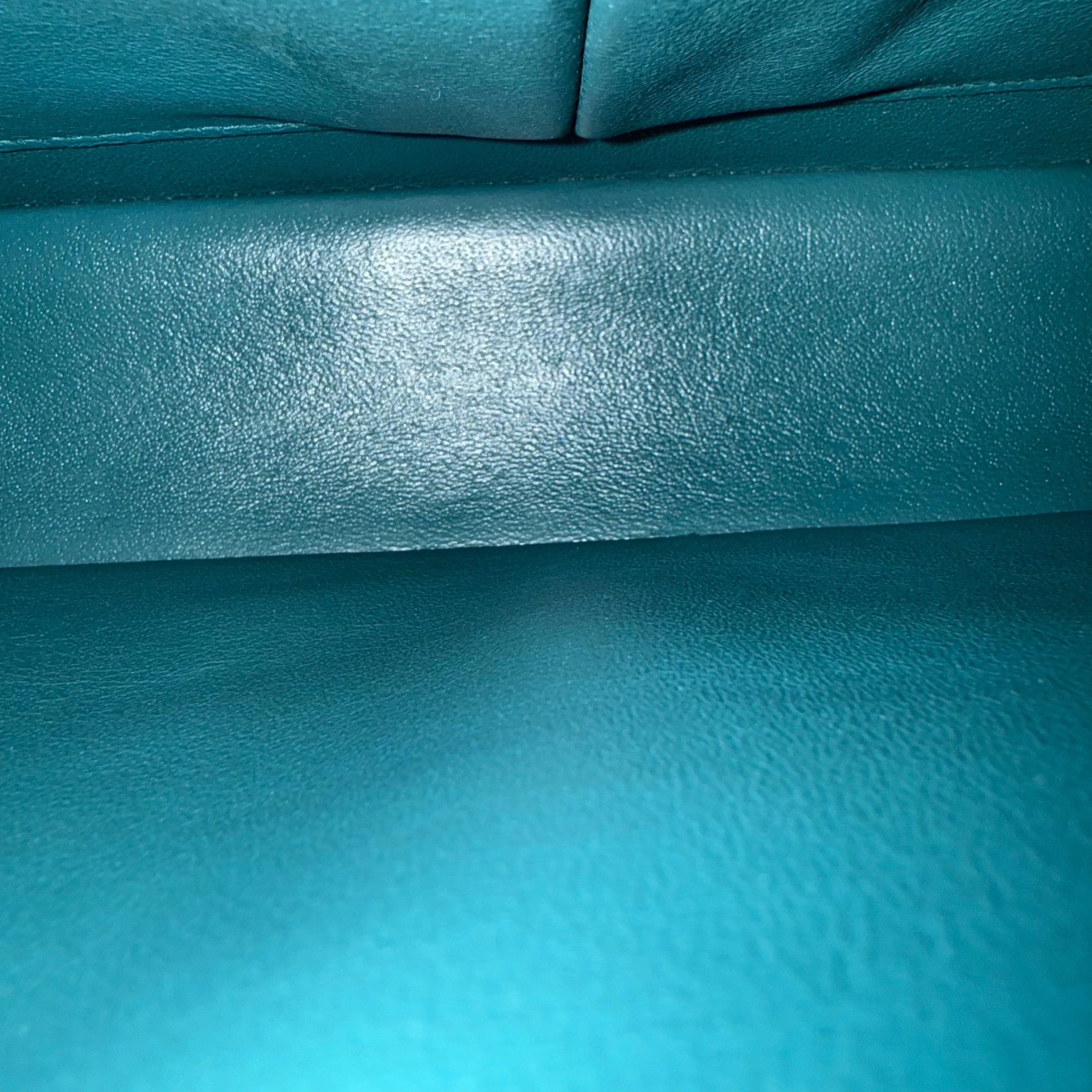 Chanel Classic Flap Medium - Caviar 25CM Quilted Grained Calfskin Blue Silver Hardware Series 26