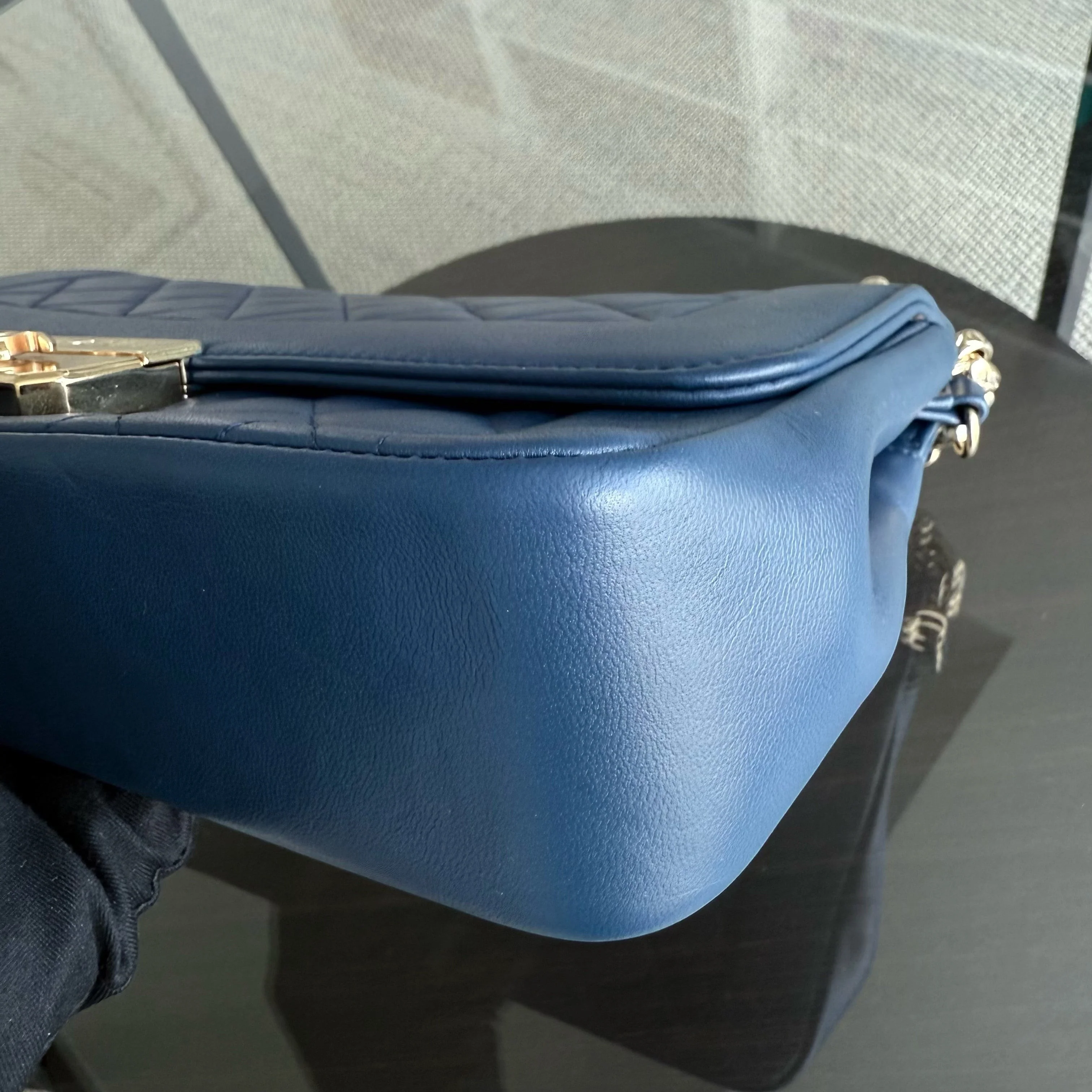 Chanel Chic With Me Medium - Lambskin Quilted 25CM Navy Blue Gold Hardware Series 18