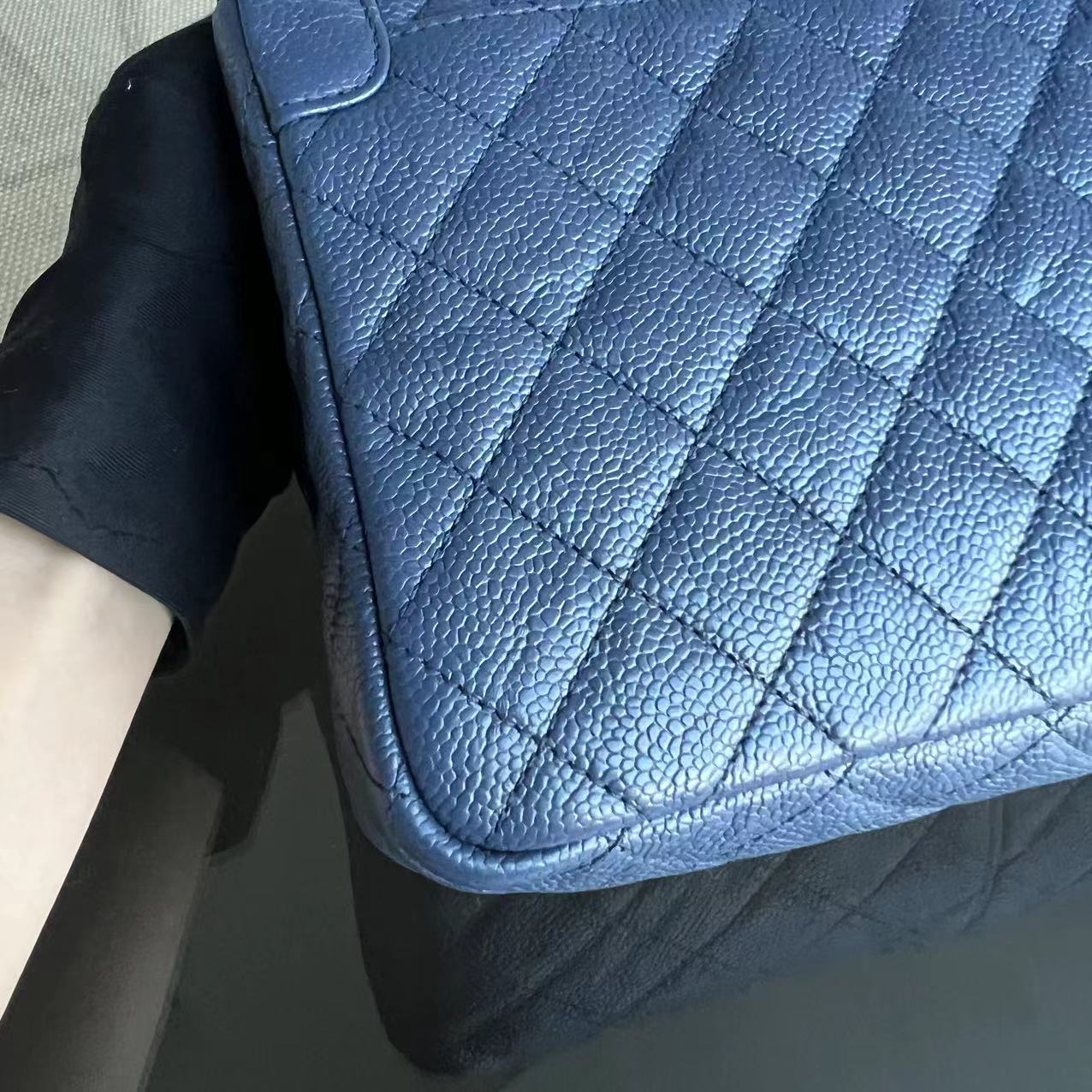 Crumpled Two Tone Flap Grained Calfskin Navy Blue Golden Hardware Series 21