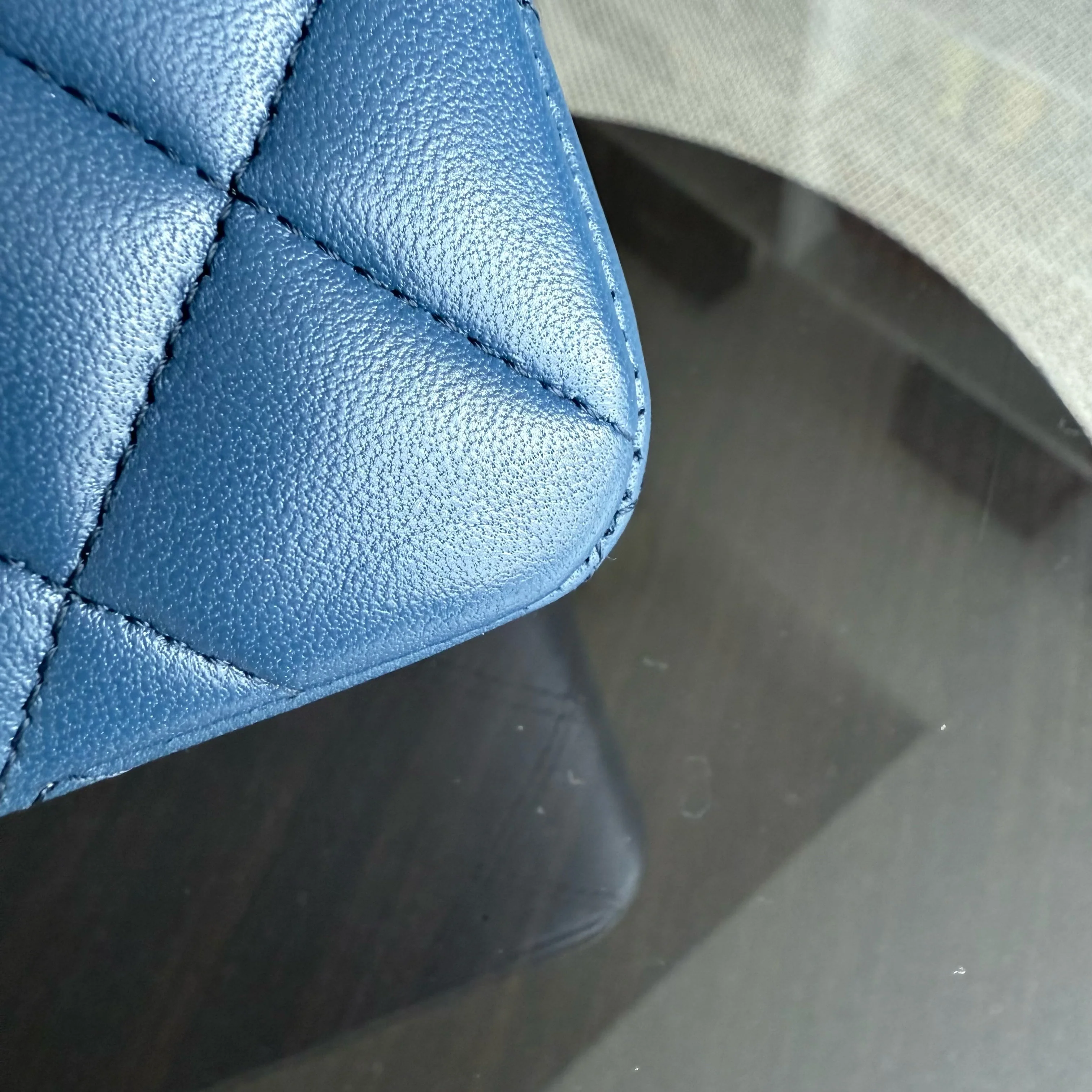 Chanel Classic Flap Small - Lambskin 23CM Dark Blue Gold Hardware Series 25