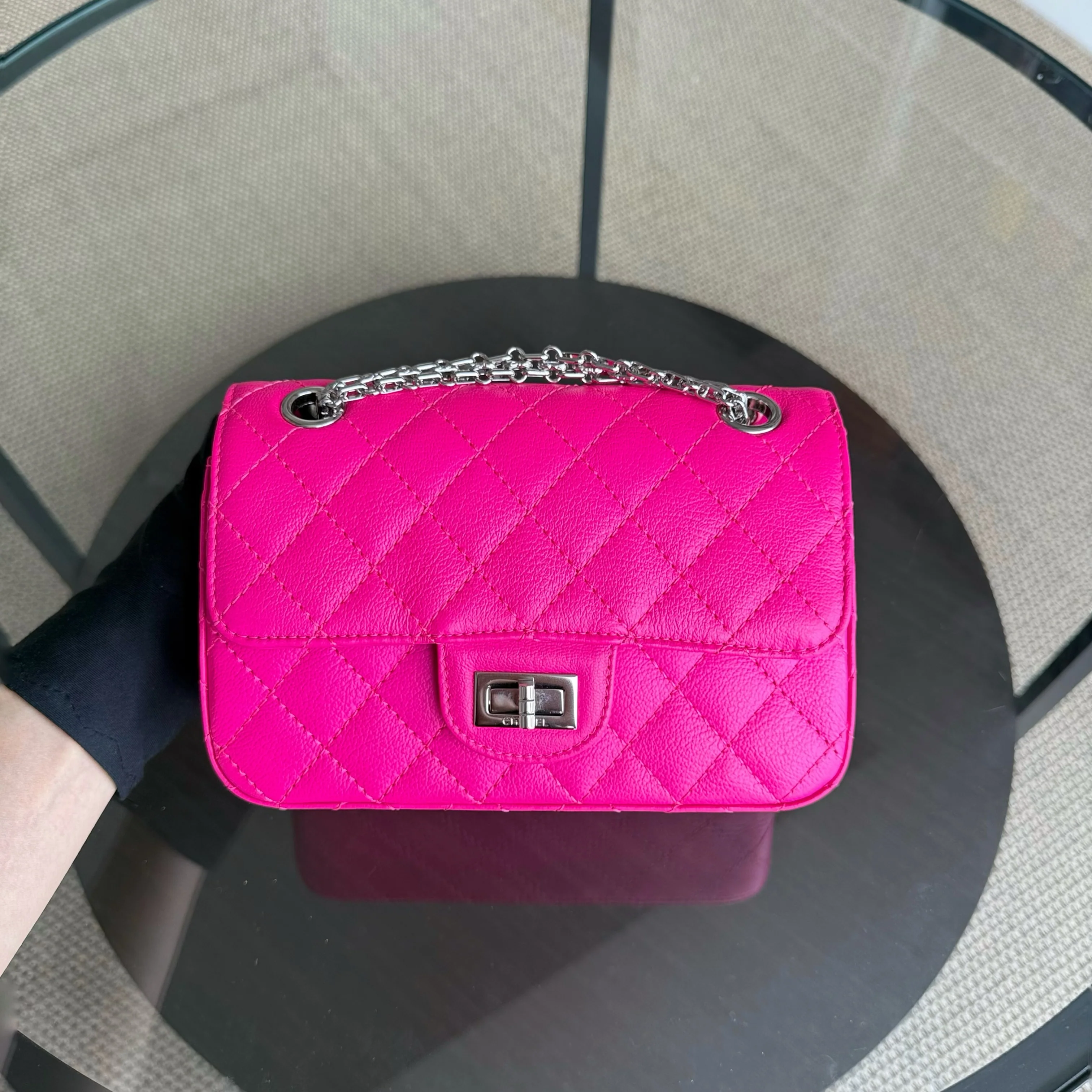 Chanel 2.55 Reissue Mini - 20CM Quilted Grained Calfskin Pink Silver Hardware Series 28