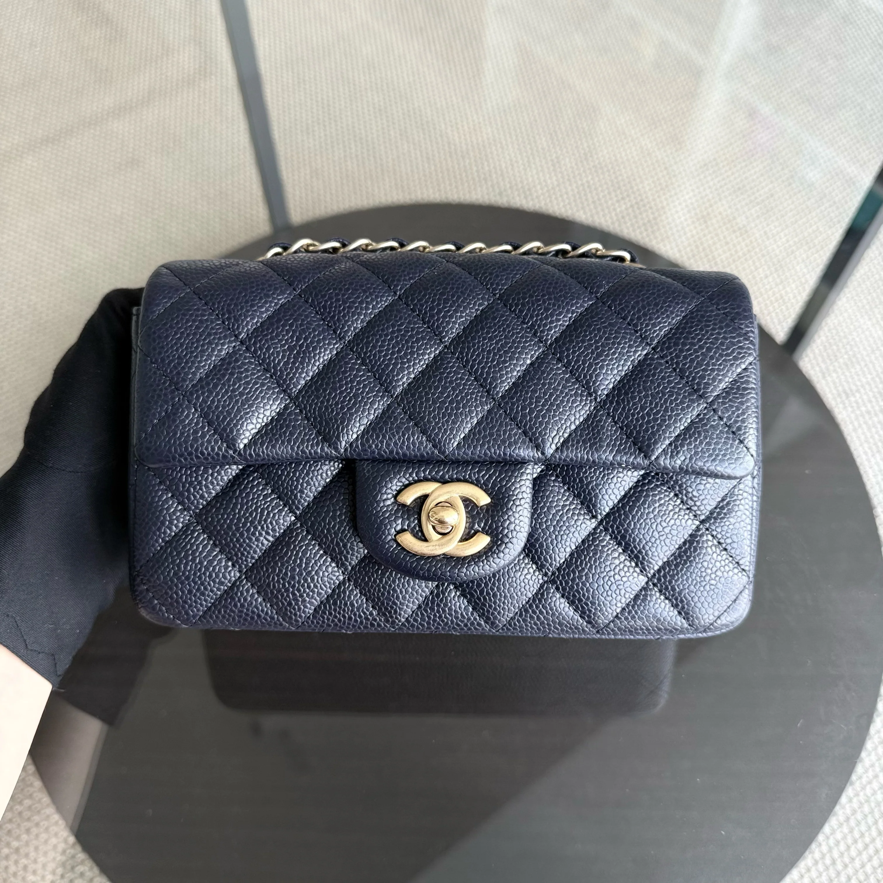 Chanel Classic Flap Mini - Caviar 20CM Quilted Dark Blue Gold Hardware Series 21