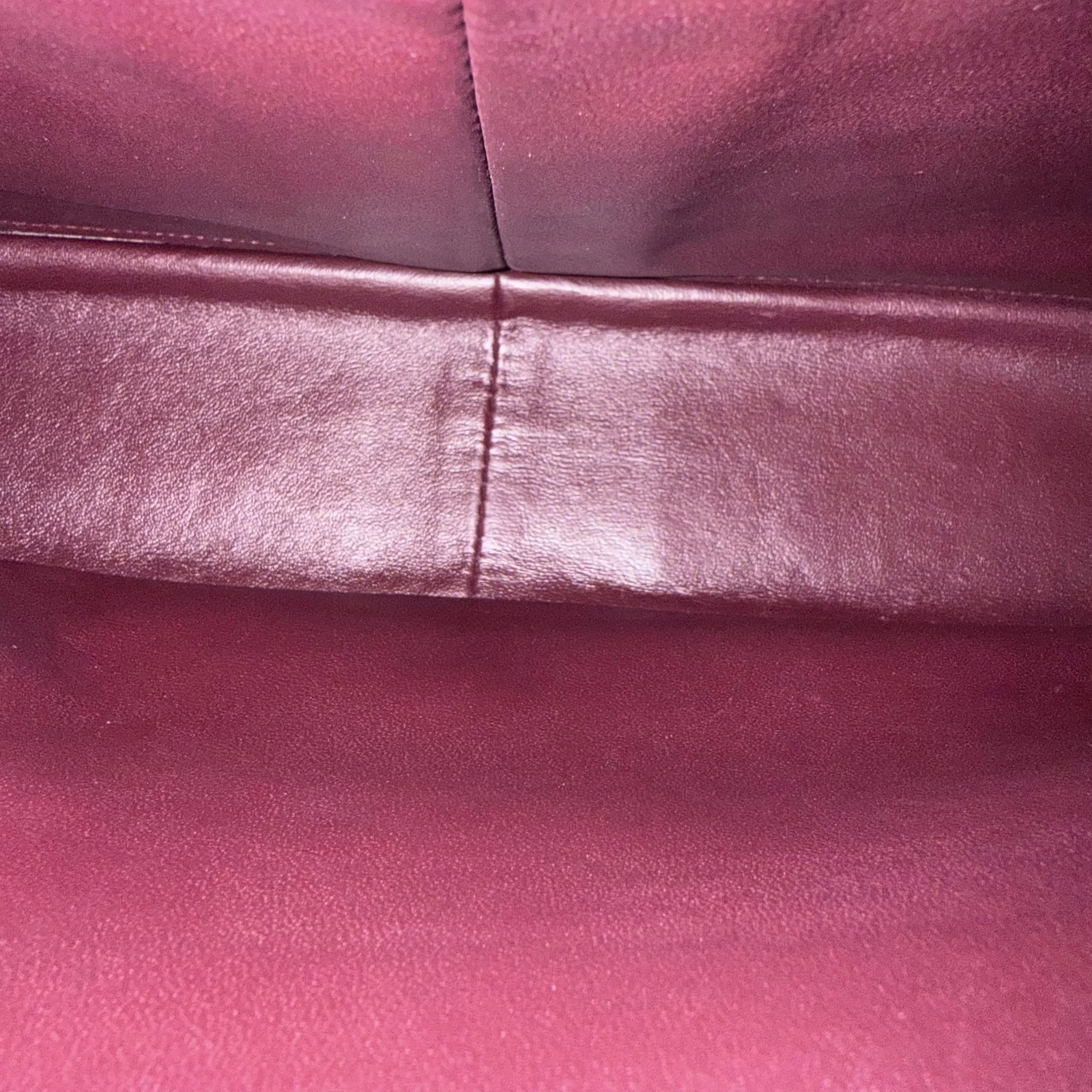 Chanel Classic Flap Maxi - Caviar Double Flap 33CM Quilted Black Gold Hardware Series 15