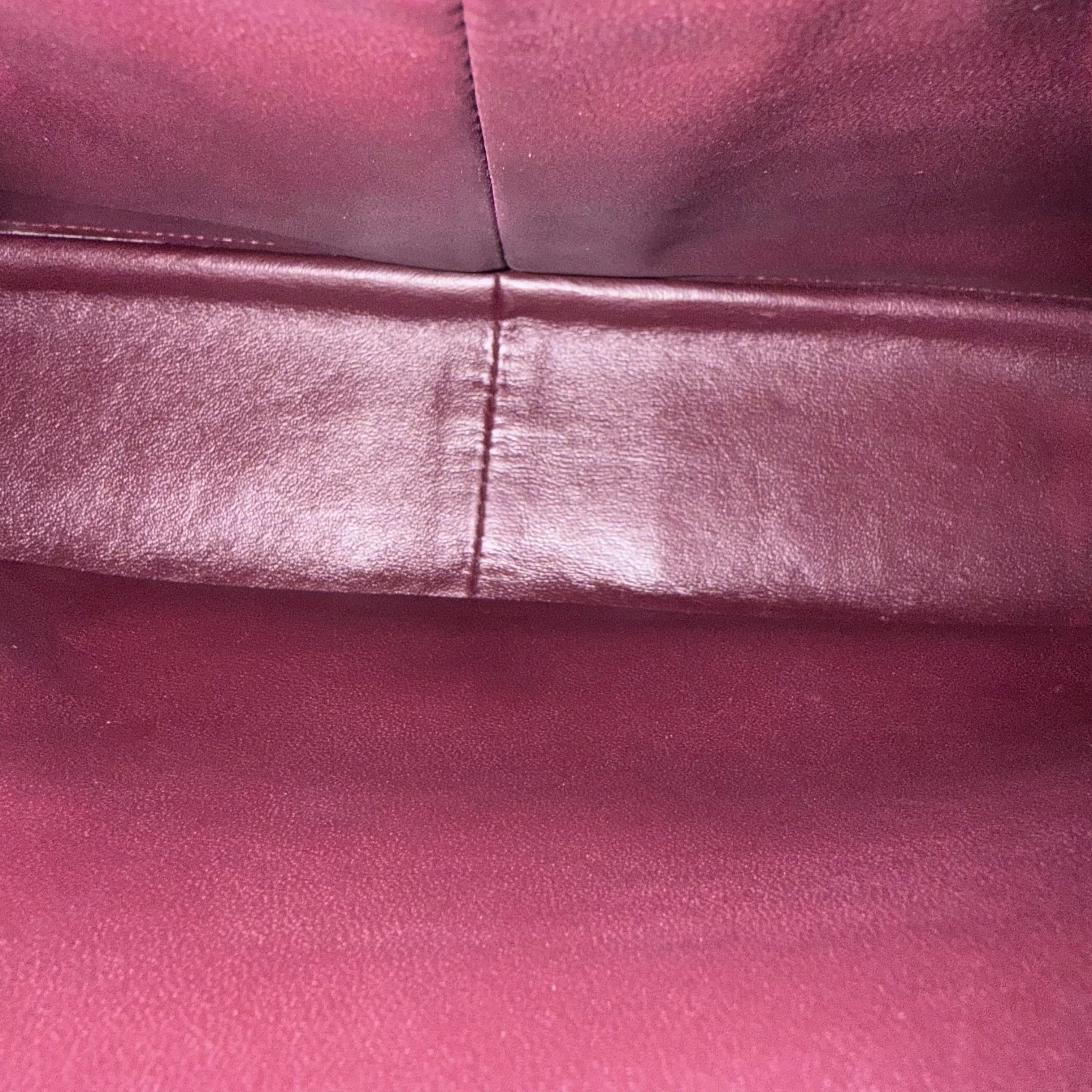 Chanel Classic Flap Maxi - Caviar Double Flap 33CM Quilted Black Gold Hardware