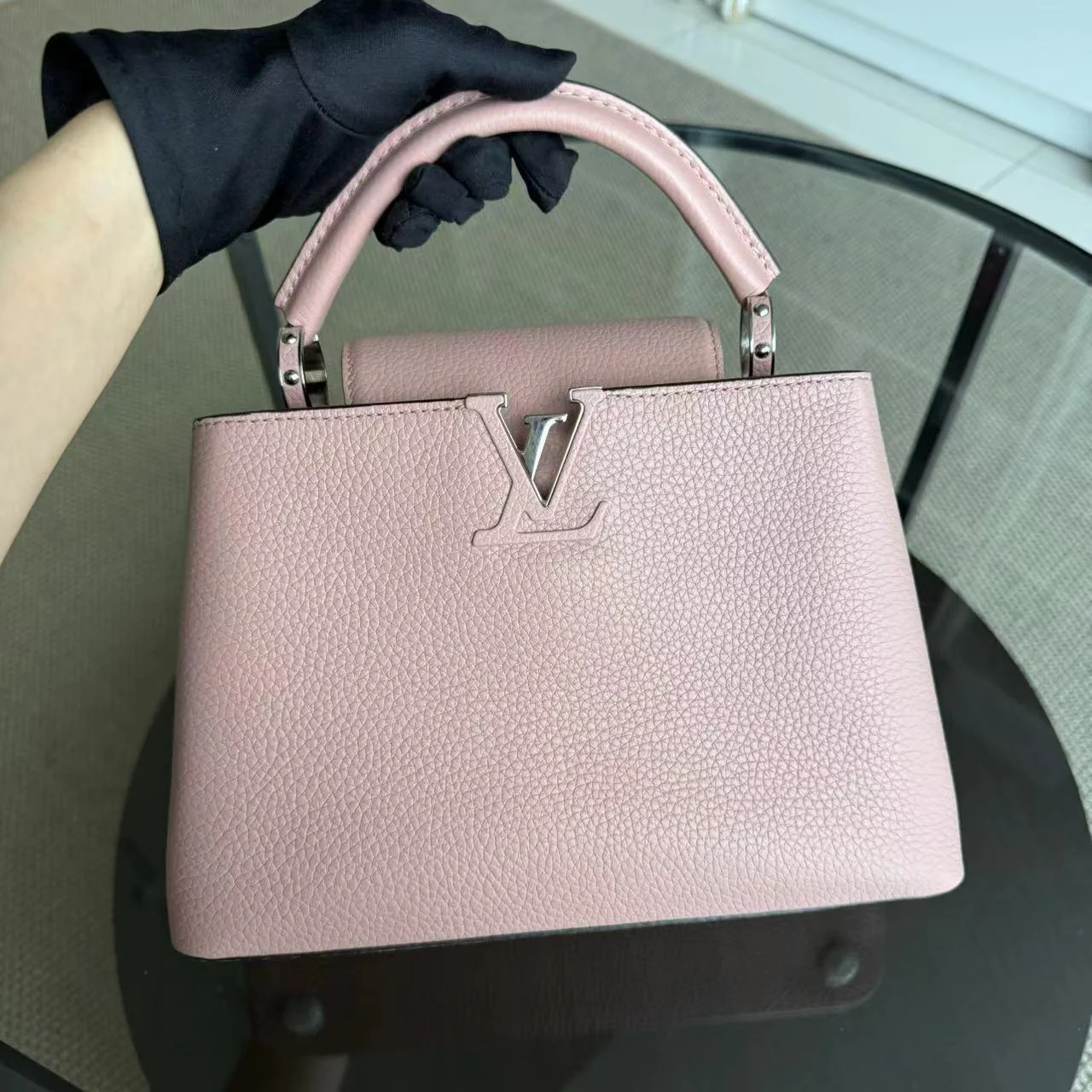 Louis Vuitton Capucines - BB Taurillon Calfskin Rose Jasmin Silver Hardware