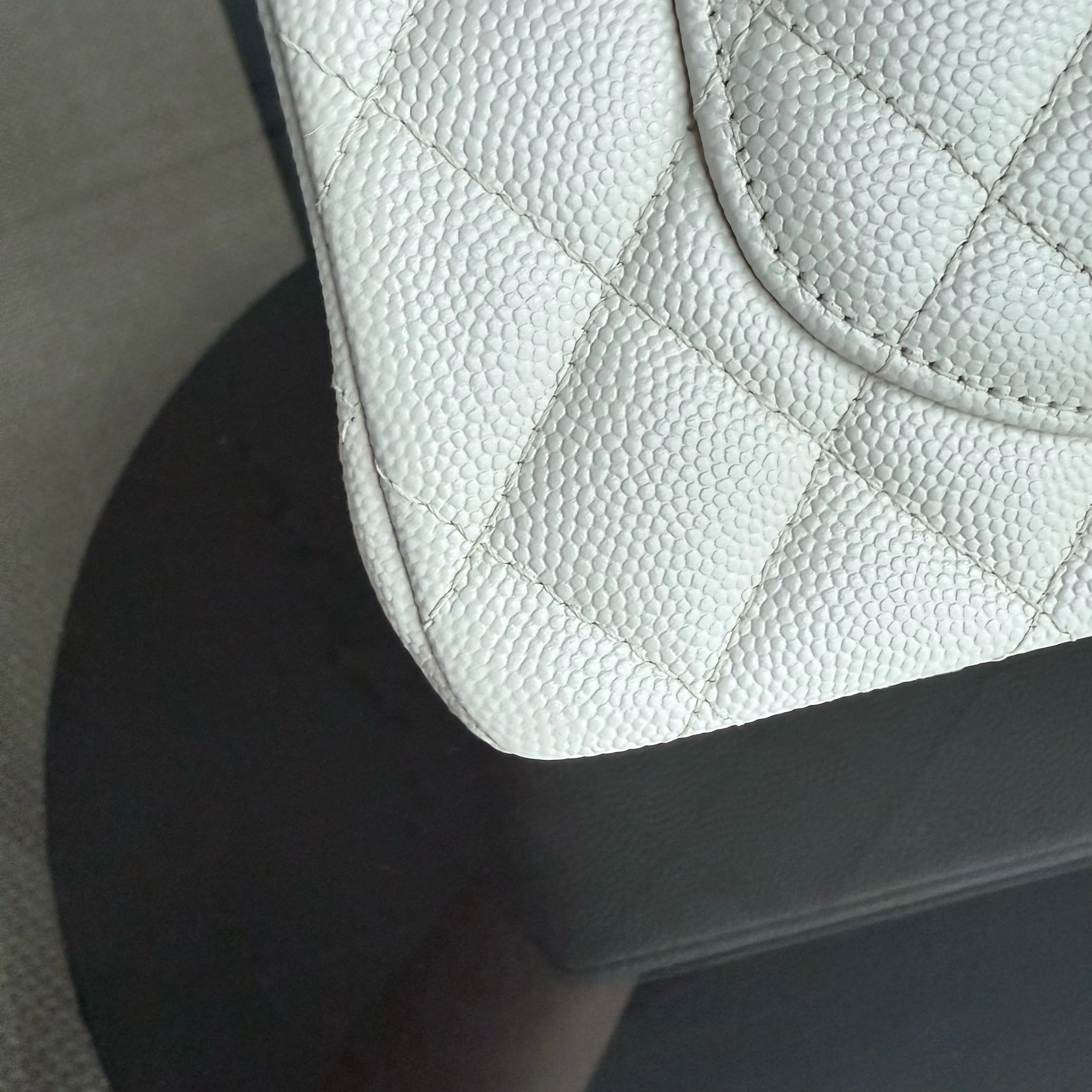 Chanel Classic Flap Small - Caviar 23CM Quilted White Light Gold Hardware Microchipped