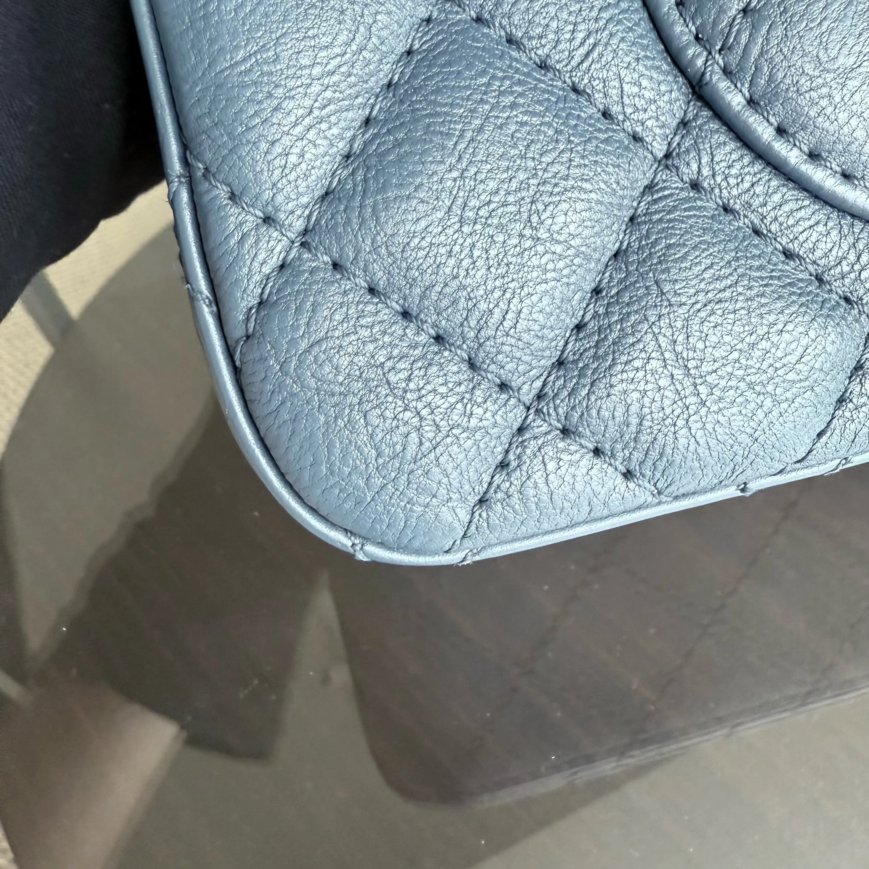 Chanel 2.55 Reissue 226 - Quilted Grained Calfskin Blue Gold Hardware Series 23