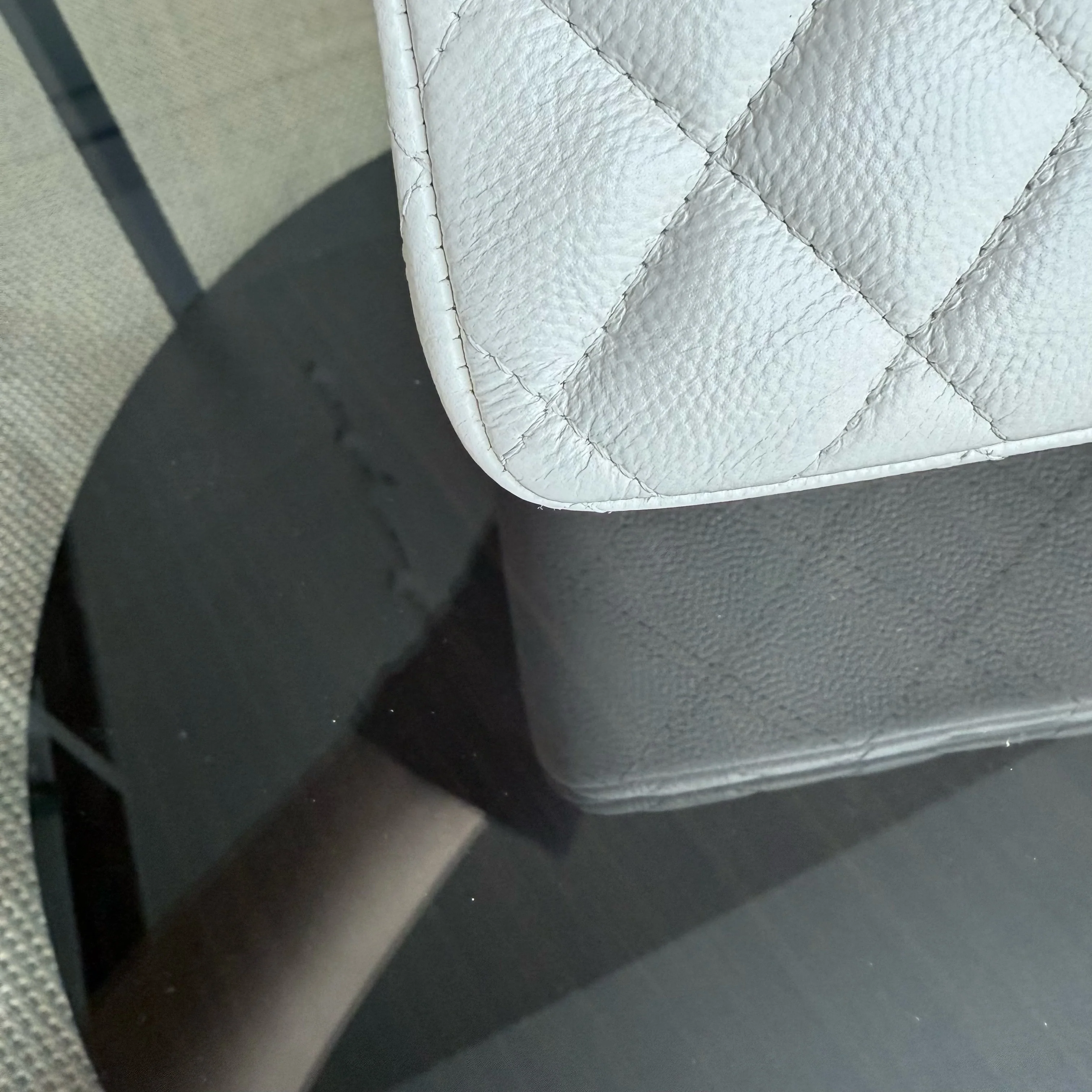 Chanel Classic Flap Small - 23CM Quilted Caviar Gold Hardware Series 31