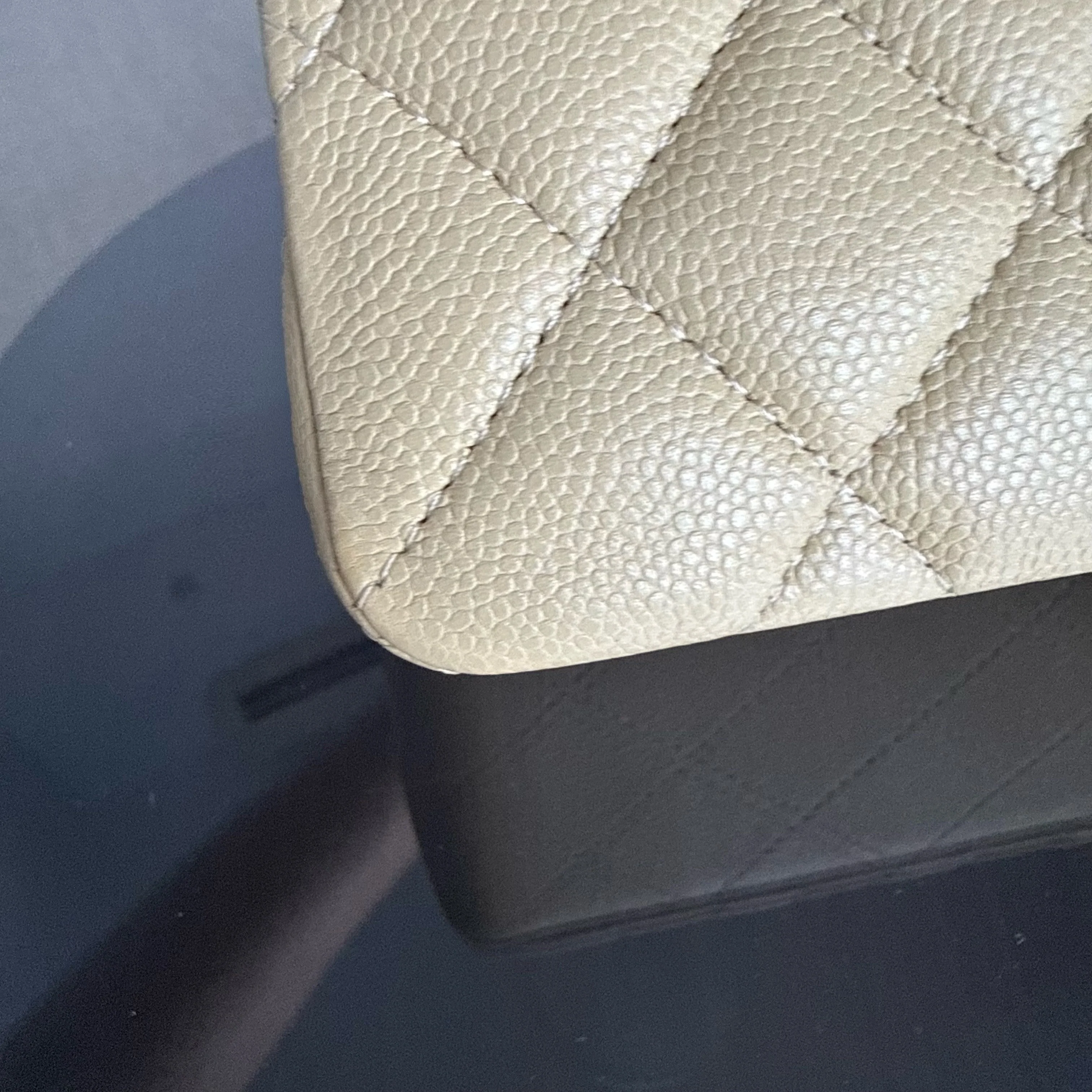 Chanel Classic Flap Small - Caviar 23CM Quilted Beige Gold Hardware Microchip