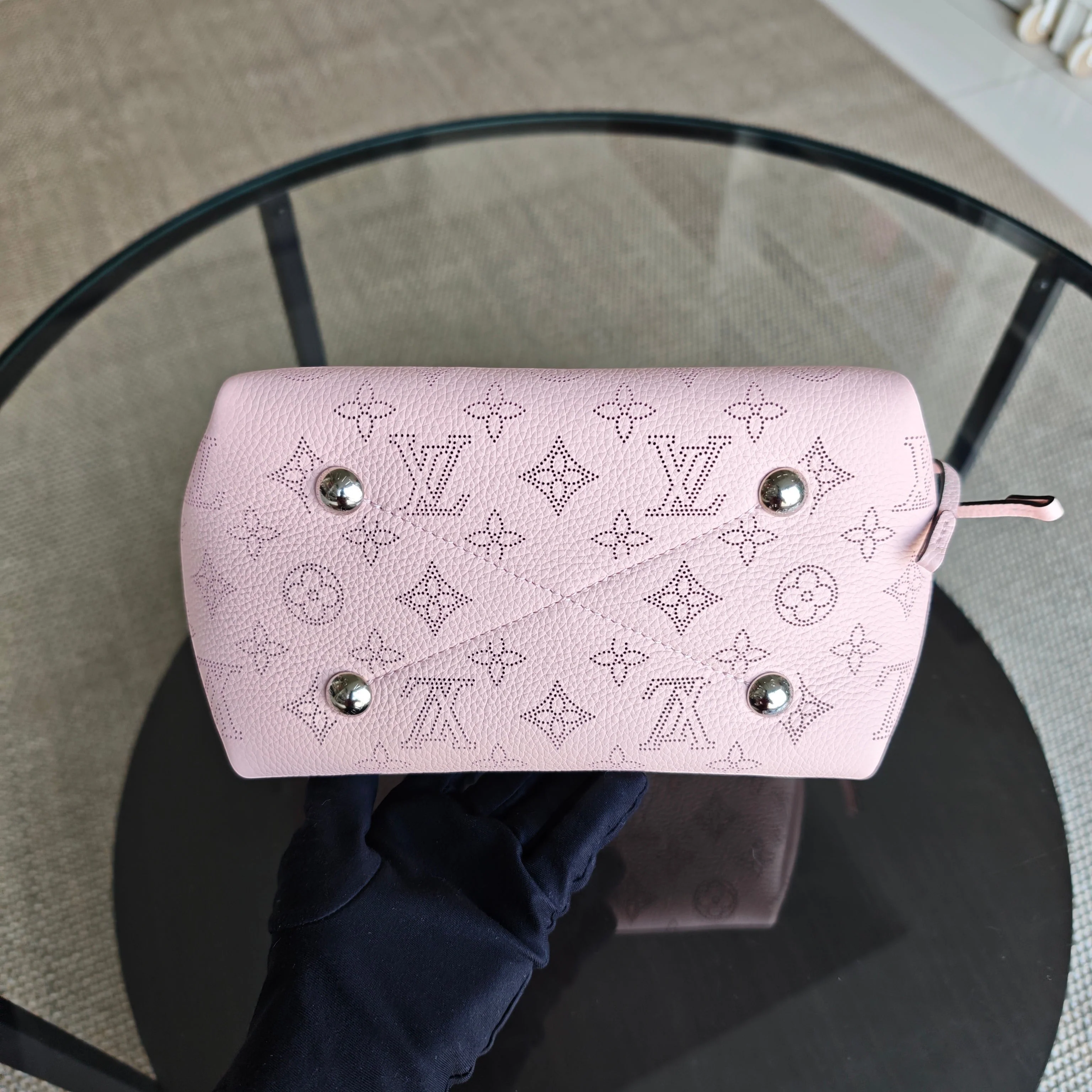 LOUIS VUITON Bella Bucket Bag Sakura Pink Calfskin Gold Hardware