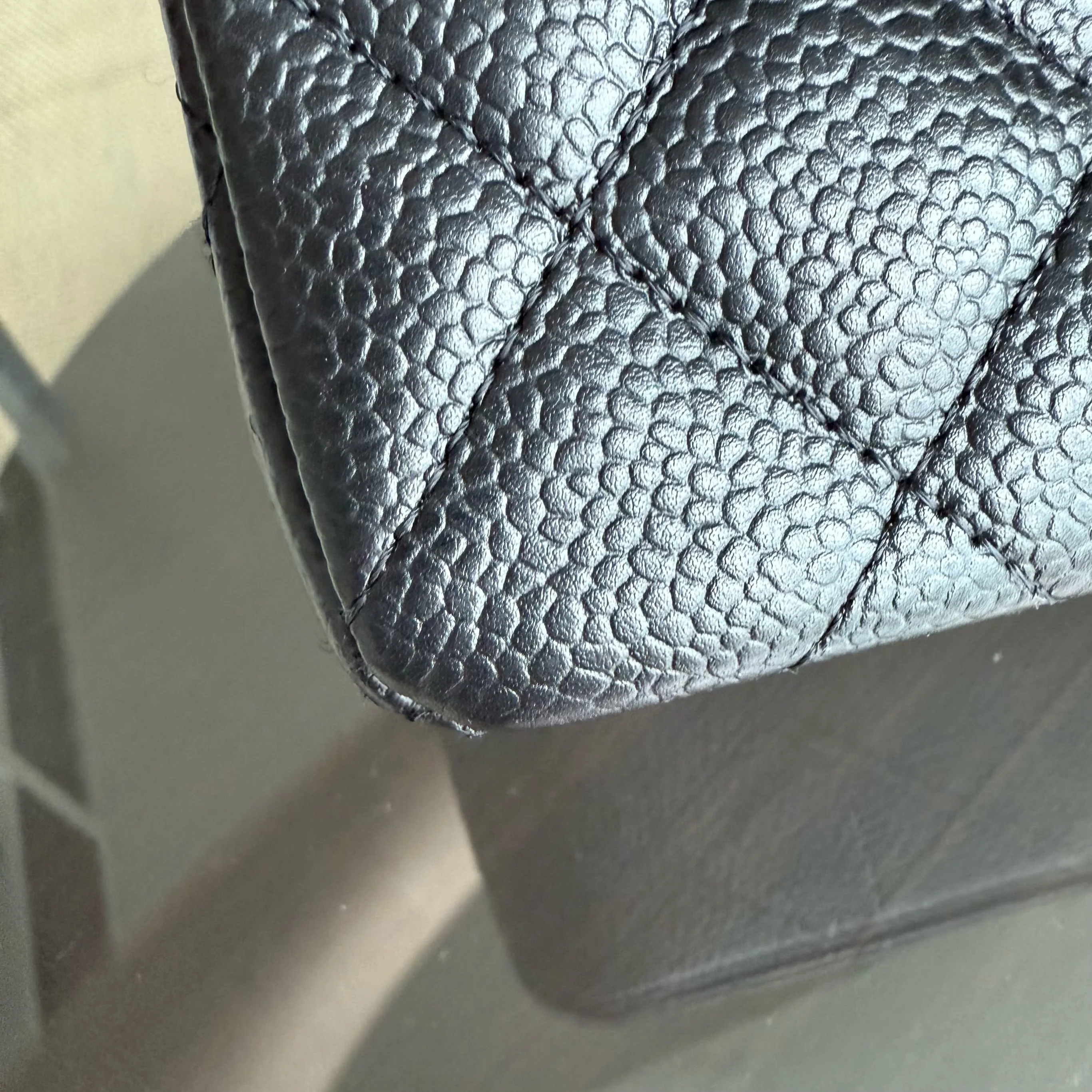 Chanel Classic Flap Small - Caviar 23CM Quilted Black Gold Hardware Series 19