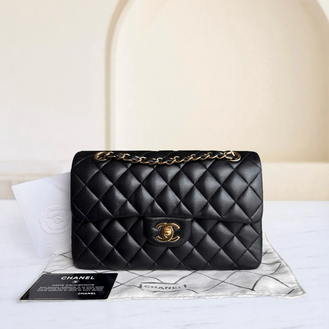 Chanel Classic Flap Small - Quilted Lambskin 23CM Black Gold Hardware Series 29