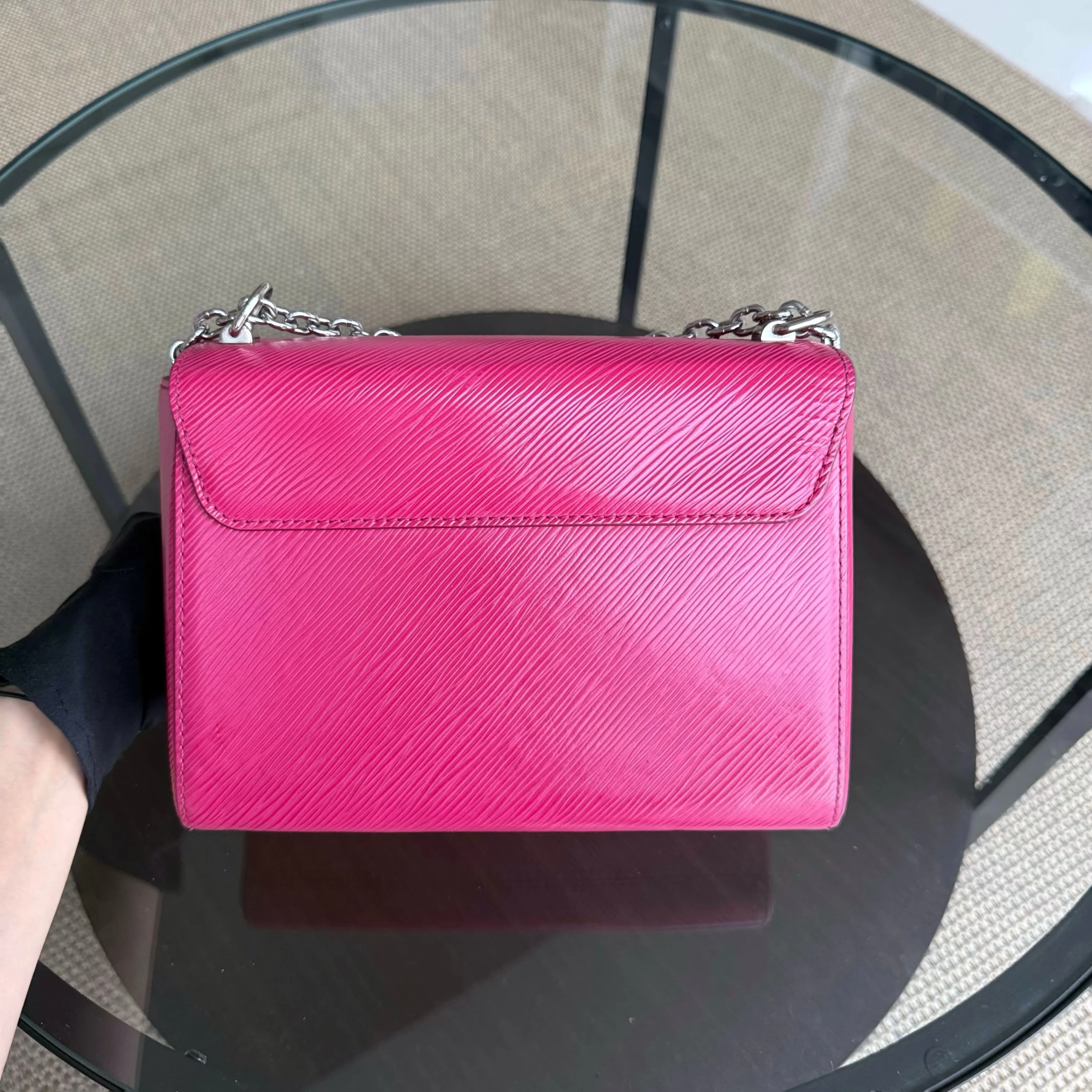 Louis Vuitton Twist Medium MM - EPI Leather Pink Silver Hardware