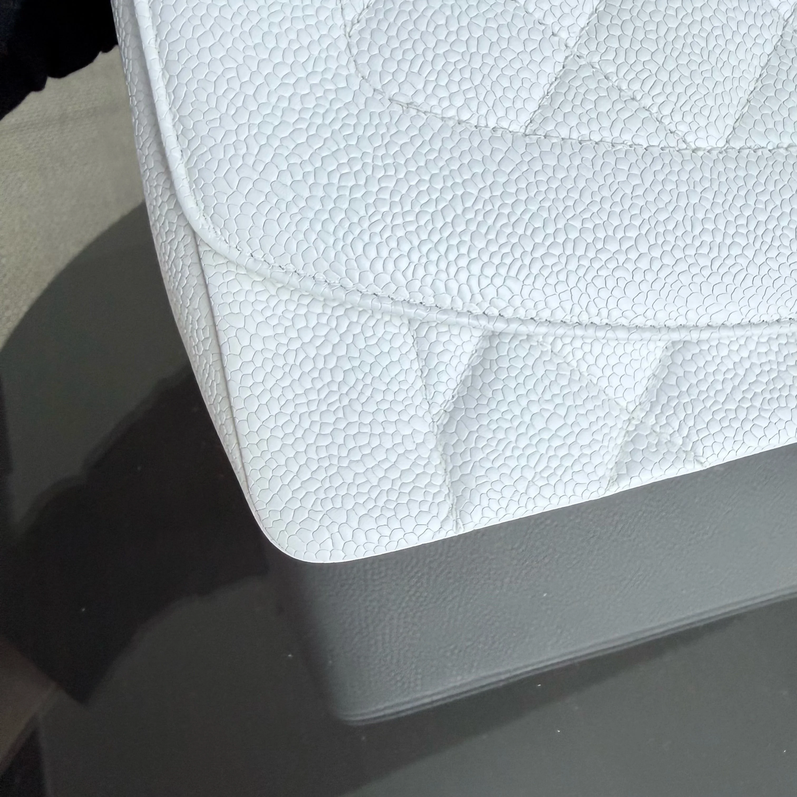 Chanel Diana Medium Vintage - 25CM Quilted Caviar White Gold Hardware Series 2