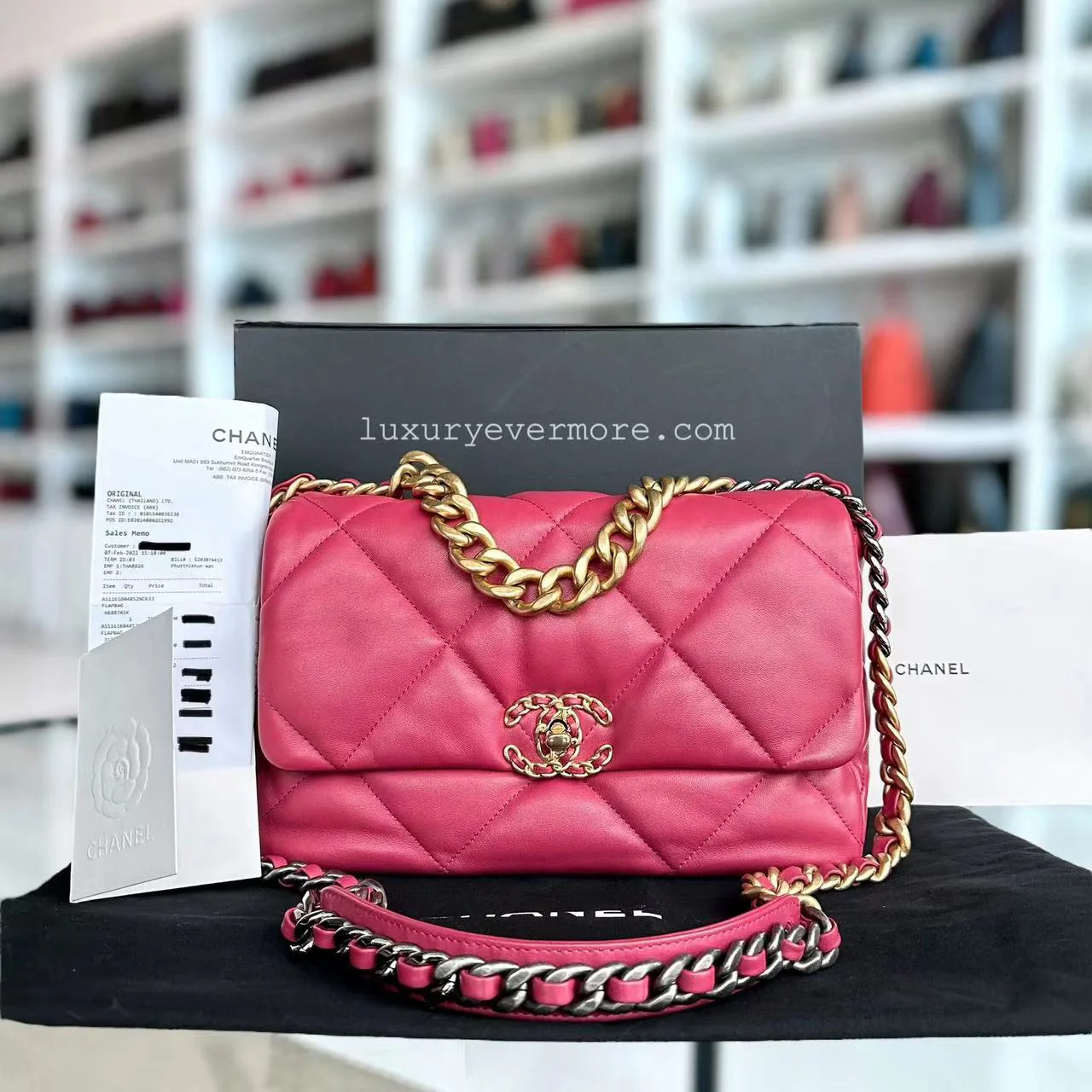 Chanel 19 Bag Medium - C19 Goatskin Hot Pink Two Tone Gold Hardware