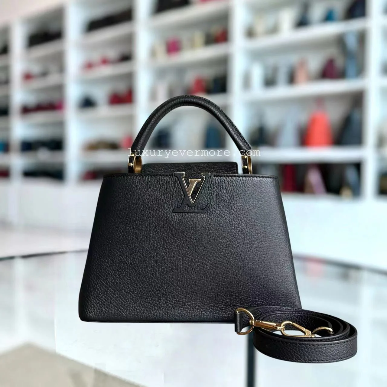 Louis Vuitton Capucines BB - Taurillon Grained Calfskin Noir Gold Hardware