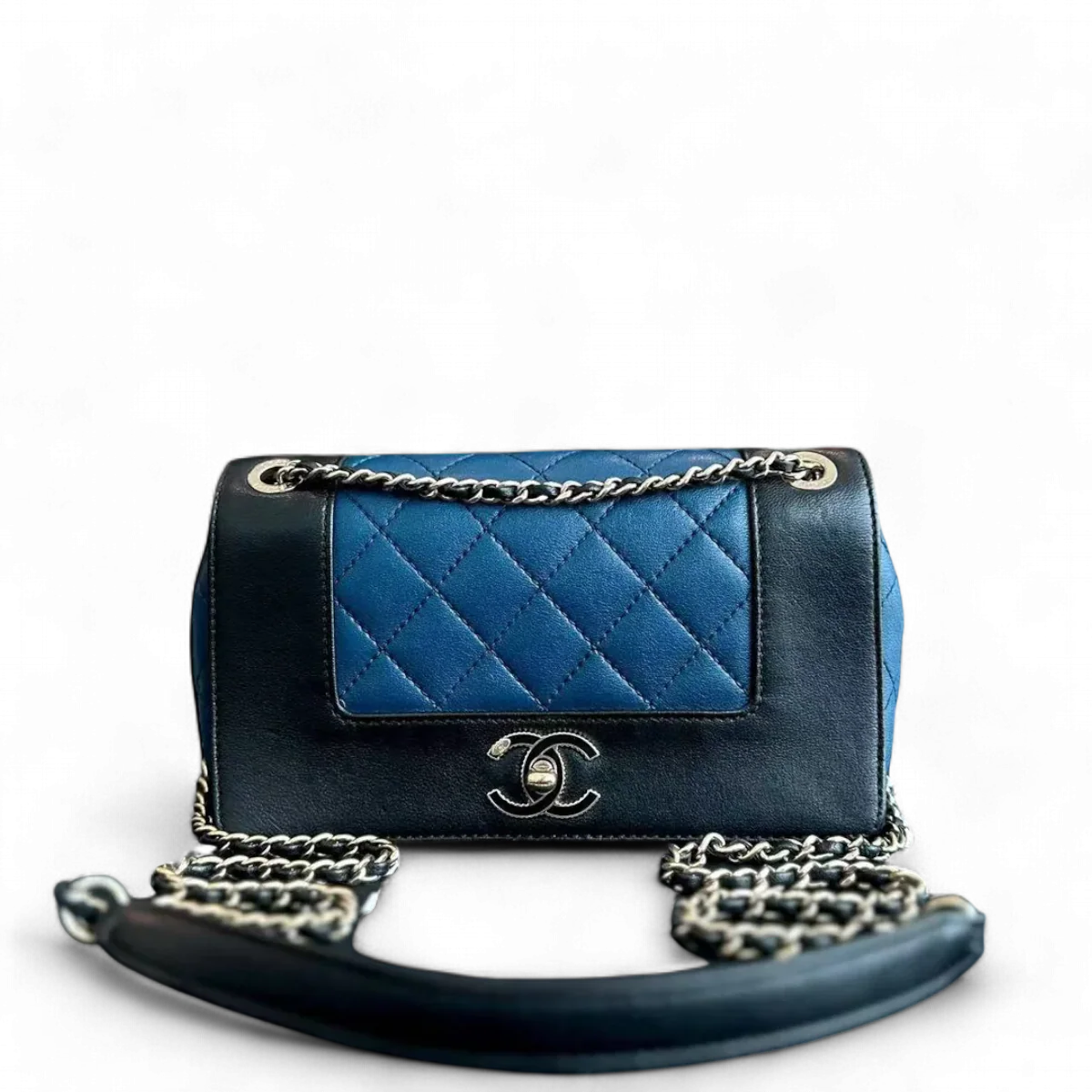 Chanel Seasonal Flap - Mademoiselle Small 23CM Calfskin Two-Tone Black Blue Golden Hardware Series 23