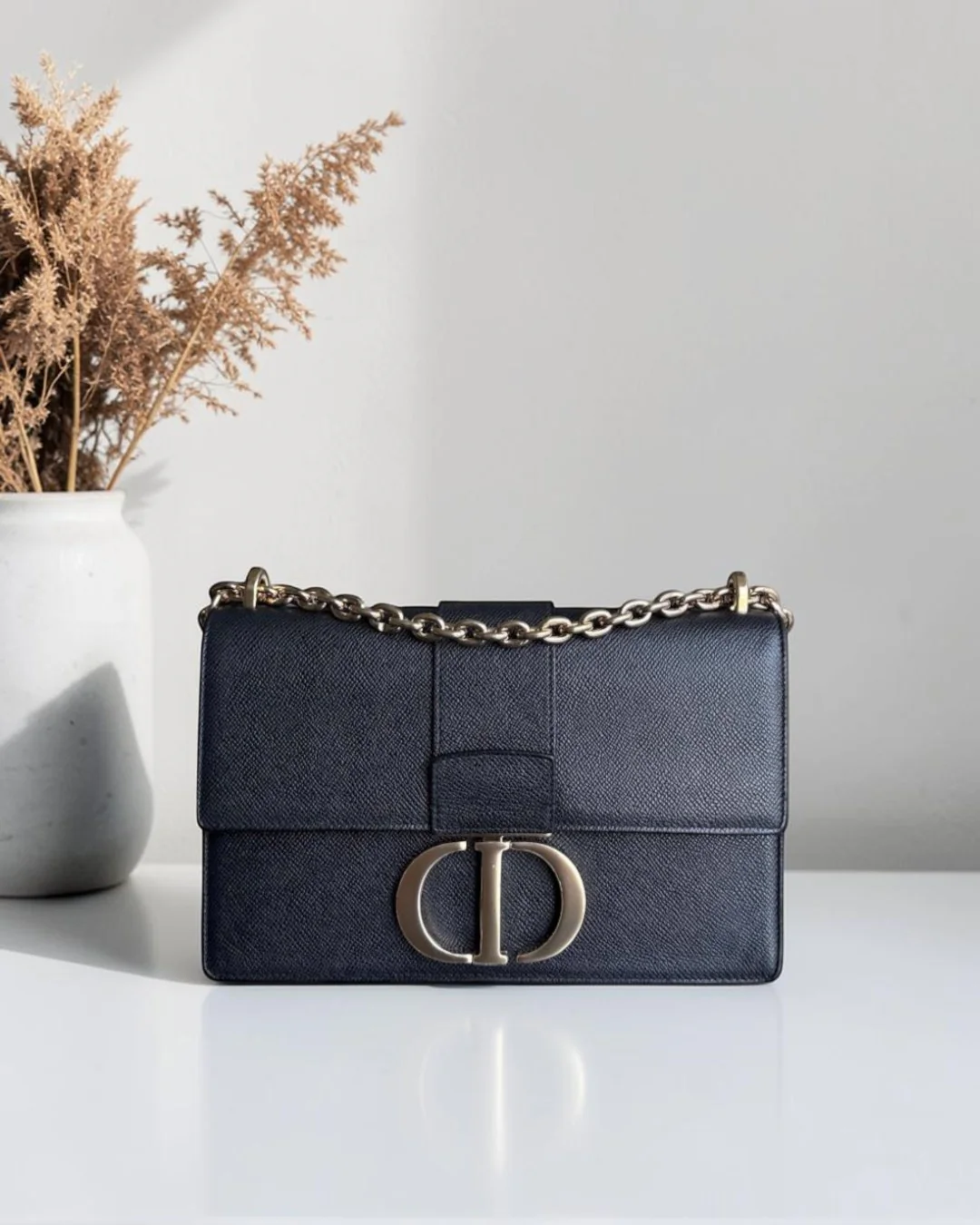 Dior Montaigne 30 Chain - Grained Calfskin Black Gold Hardware