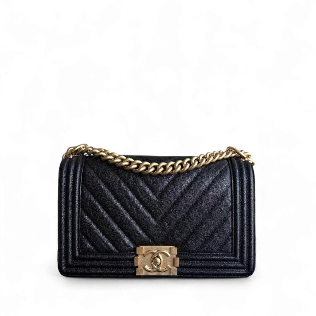 Chanel Boy Medim - Caviar 25CM Grained Calfskin Chevron Black Gold Hardware Series 26