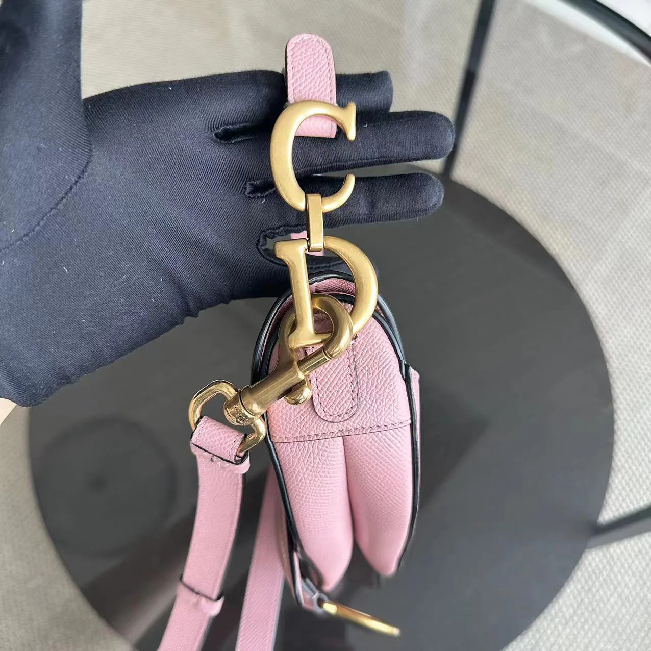*2022 Strap Version Full Set Receipt* Dior Saddle Small 20CM Grained Calfskin Light Pink GHW - Best Luxury Designers