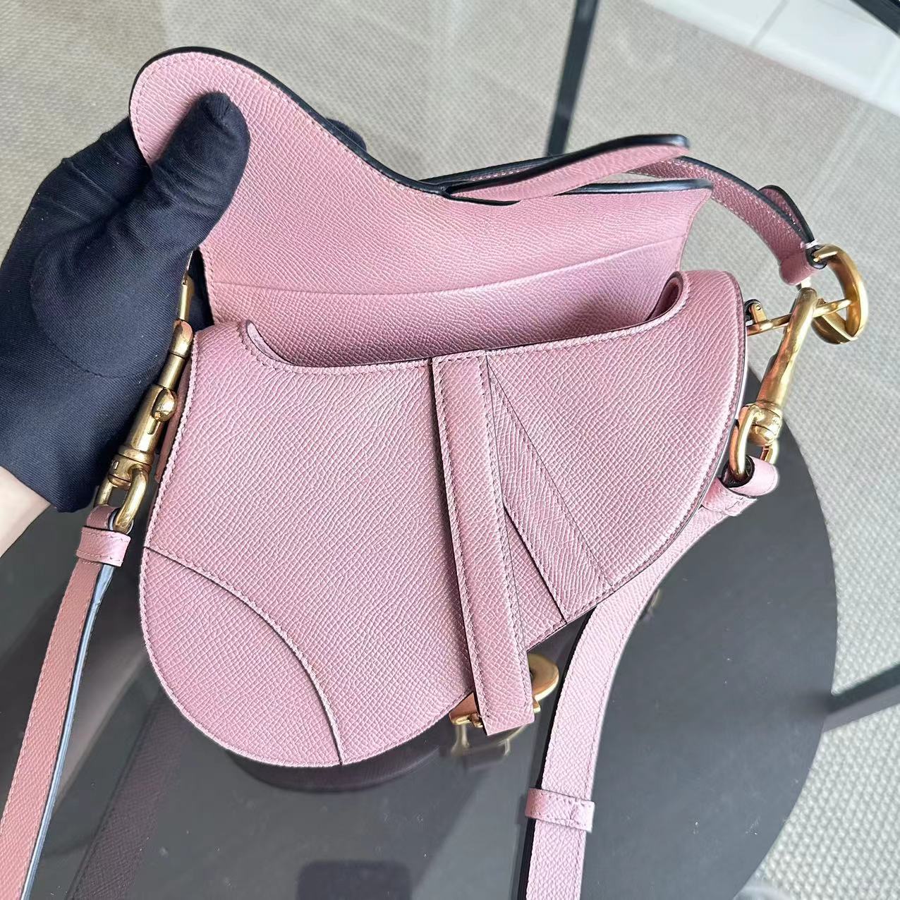 *2022 Strap Version Full Set Receipt* Dior Saddle Small 20CM Grained Calfskin Light Pink GHW - Best Luxury Designers
