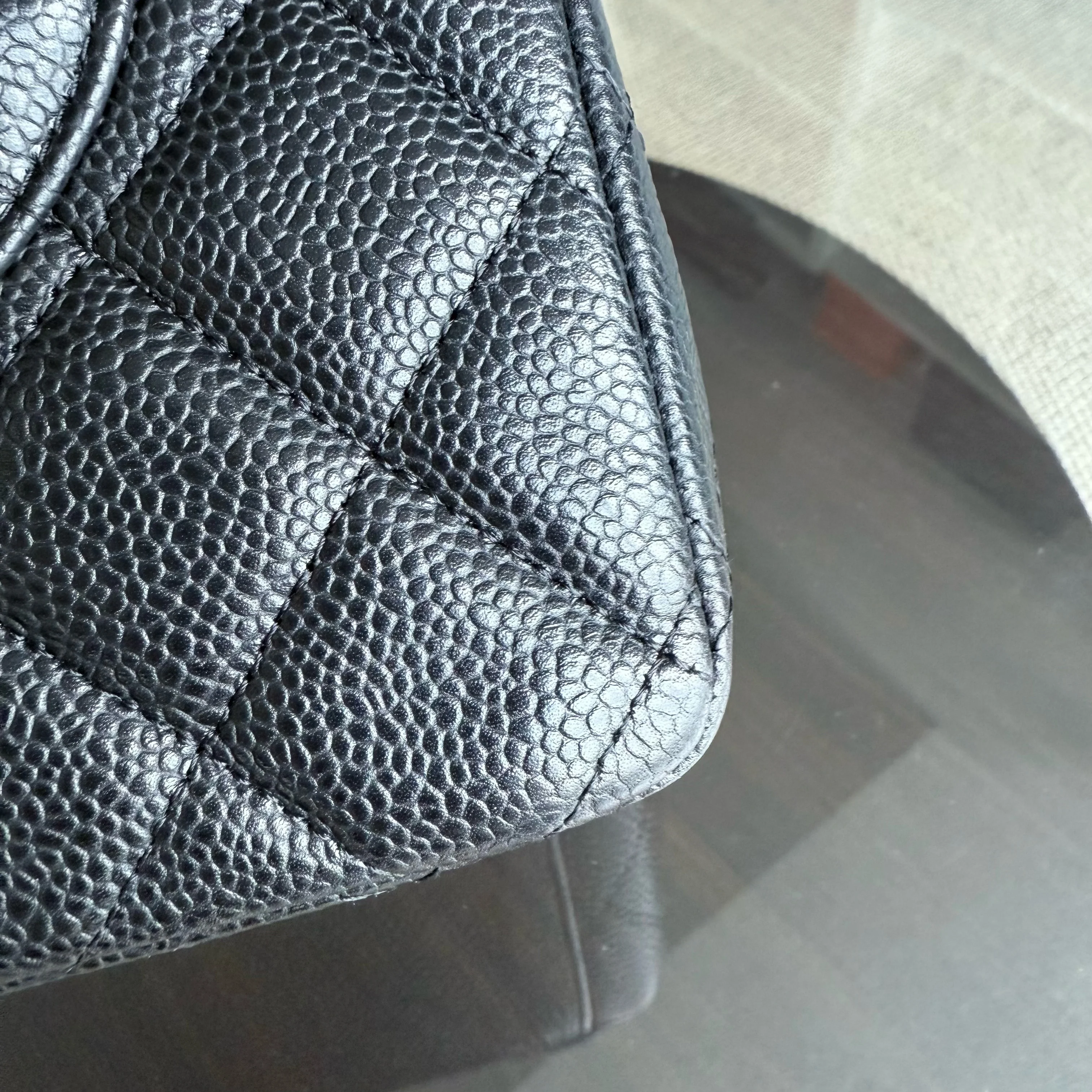 Chanel Classic Flap Maxi - Caviar 33CM Quilted Grained Calfskin Black Gold Hardware Series 19