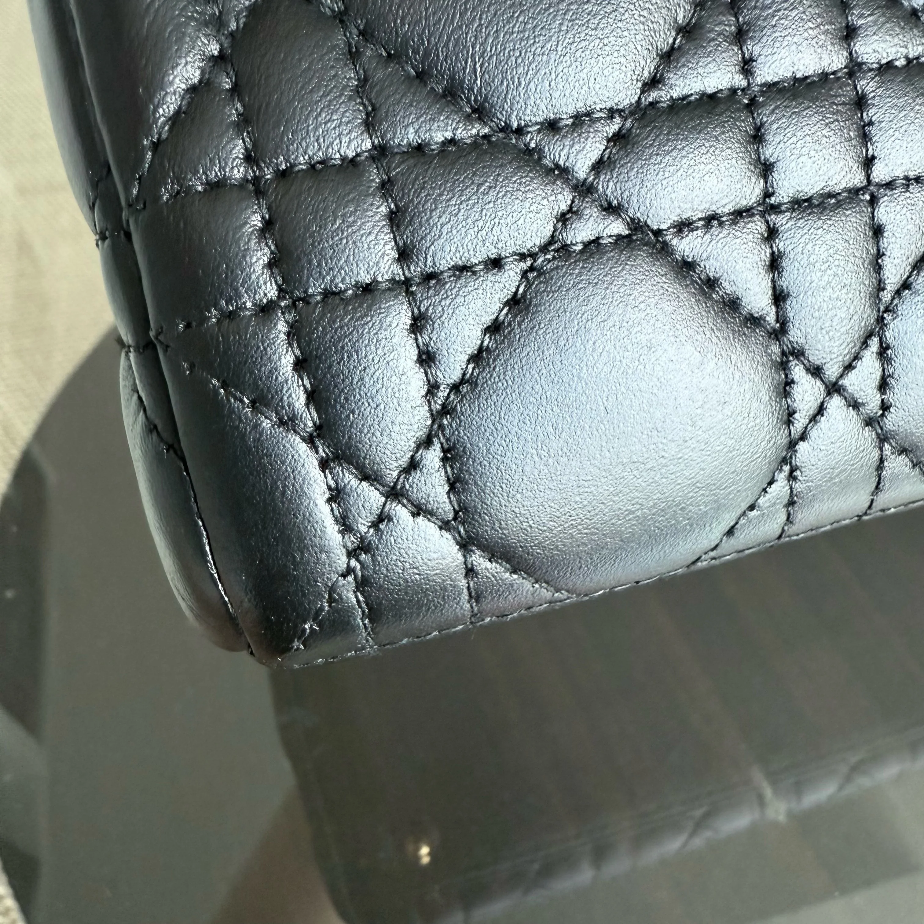 Dior Lady Medium - Canange Lambskin Black Gold Hardware