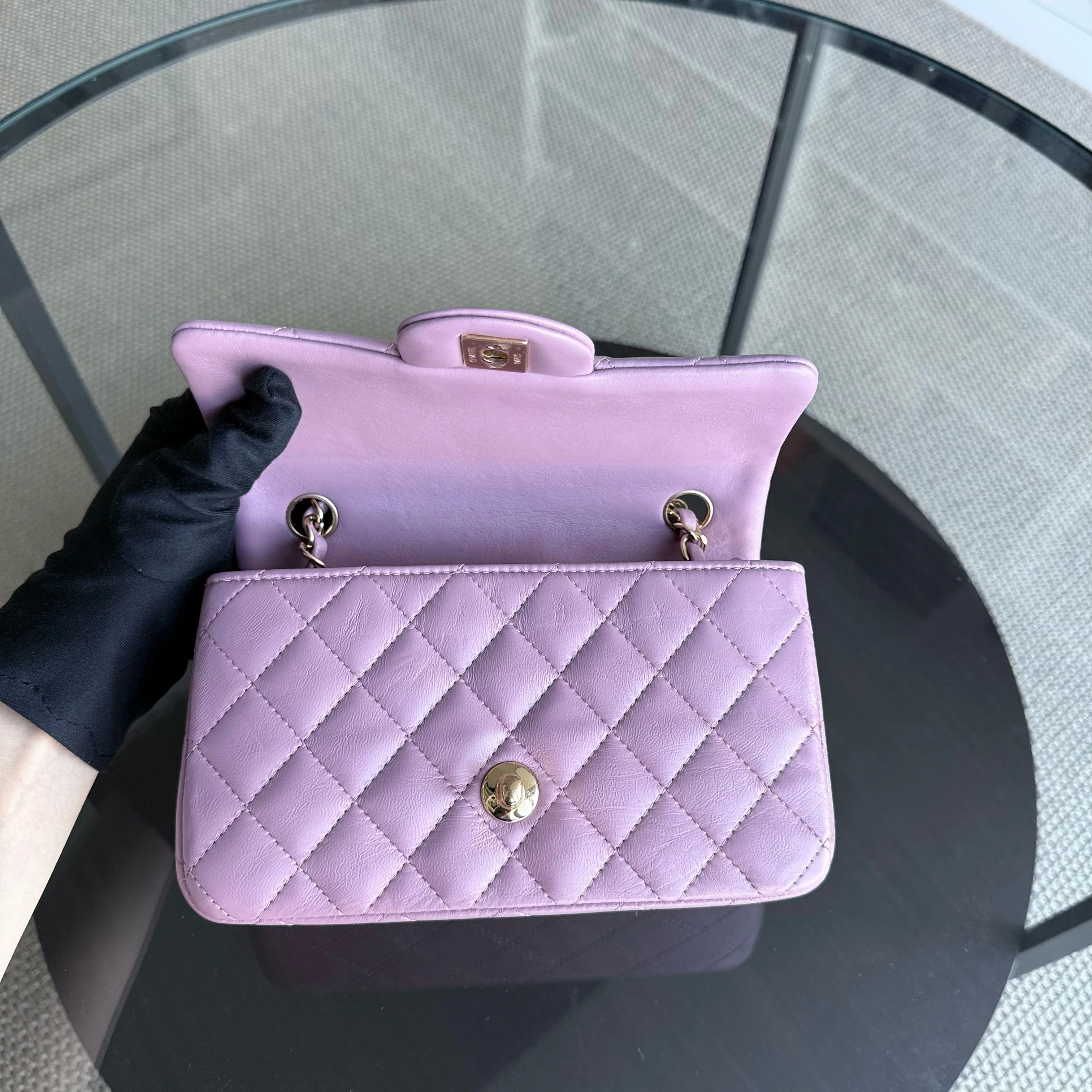 Chanel Classic Flap Mini Rectangle - 20CM Quilted Lambskin Light Pink Gold Hardware Series 21