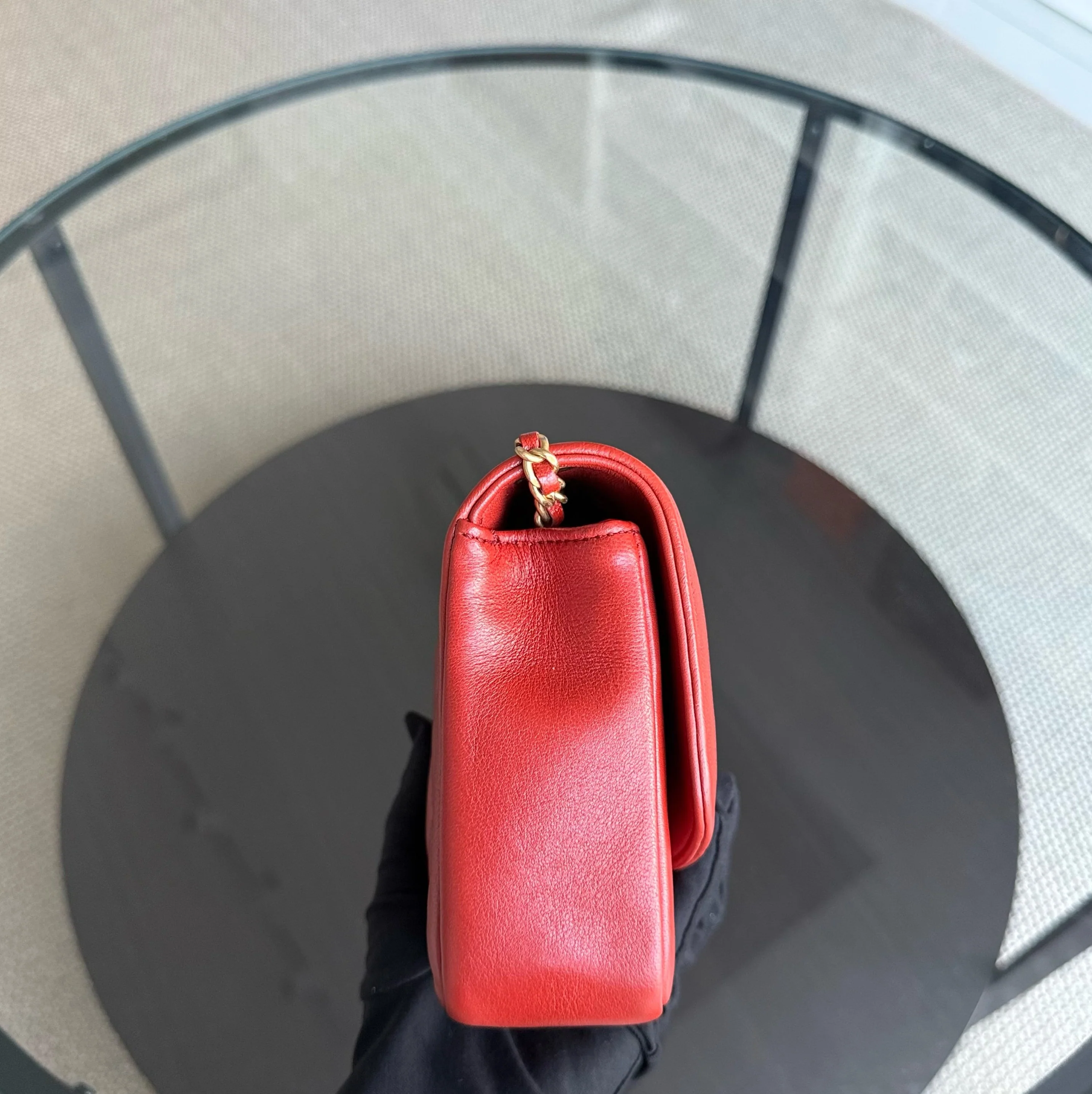 Chanel Diana Reissue Small - 22CM Quilted Lambskin Red Gold Hardware Series 20