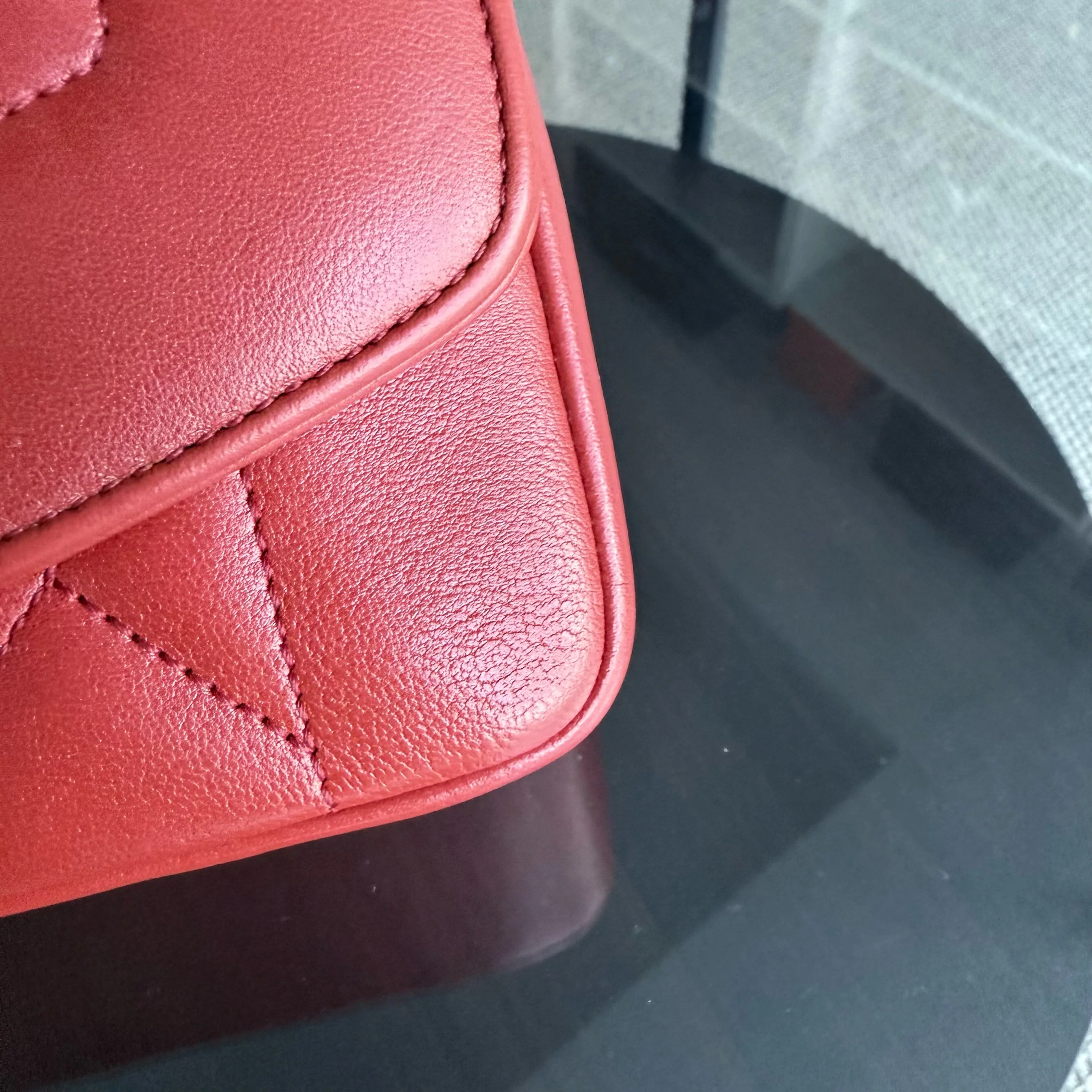 Chanel Diana Reissue Small - 22CM Quilted Lambskin Red Gold Hardware Series 20