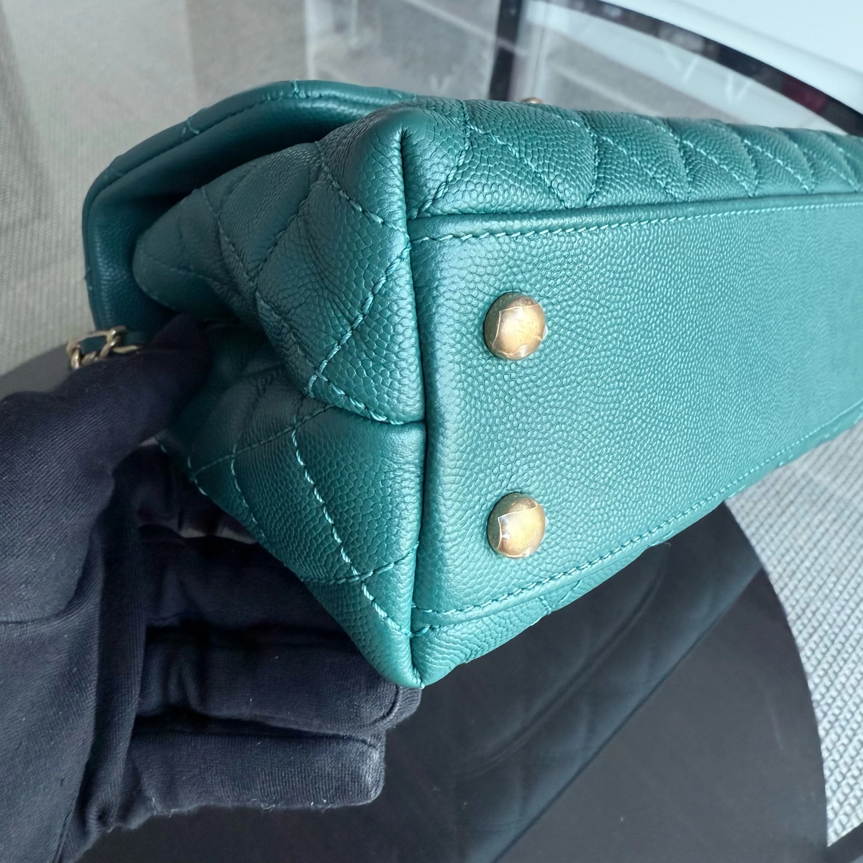 Chanel Coco Handle Small - Caviar Quilted Grained Calfskin Green Gold Hardware Series 27