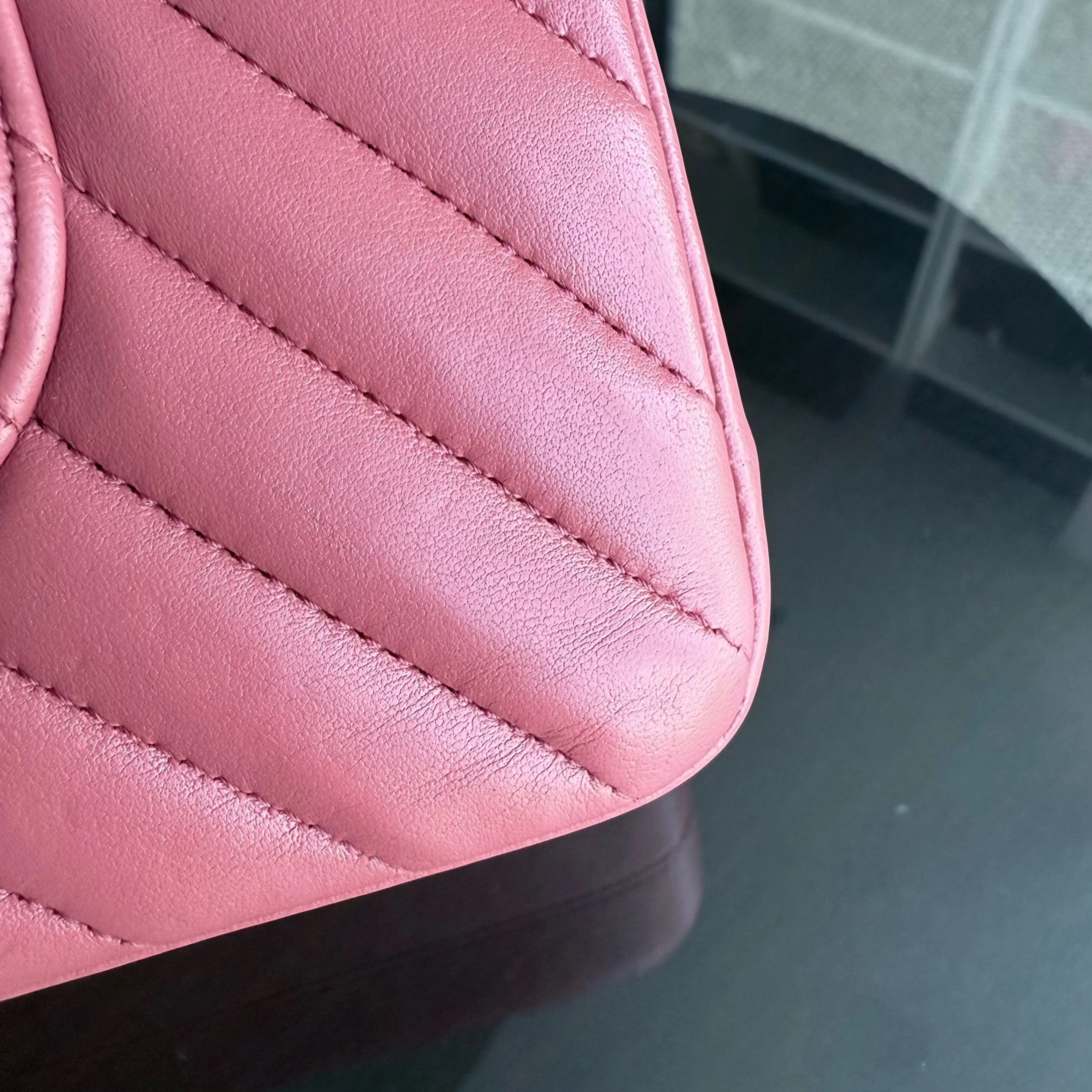 Chanel Classic Flap Medium - 25CM Chevron Lambskin Pink Gold Hardware Series 25