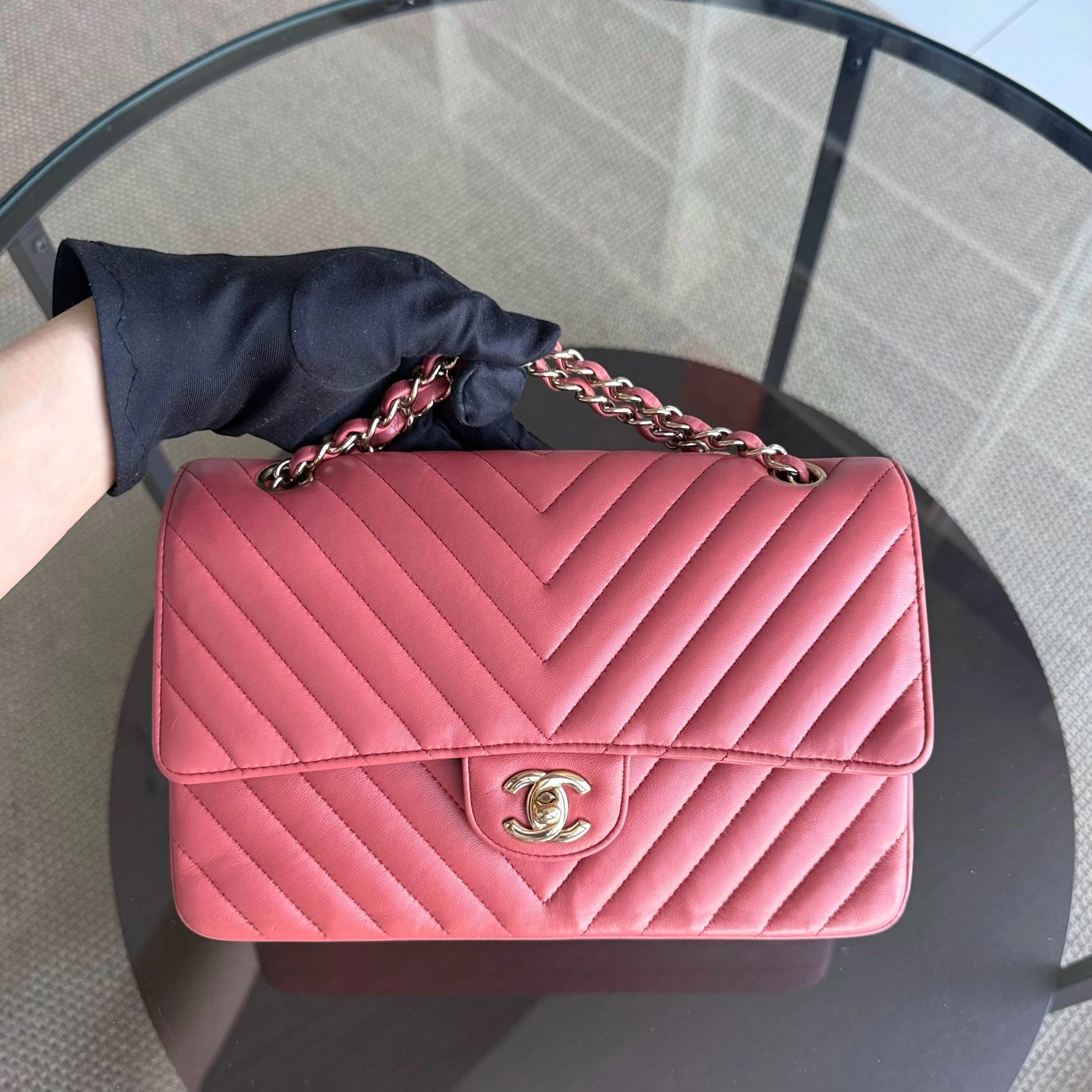 Chanel Classic Flap Medium - 25CM Chevron Lambskin Pink Gold Hardware Series 25
