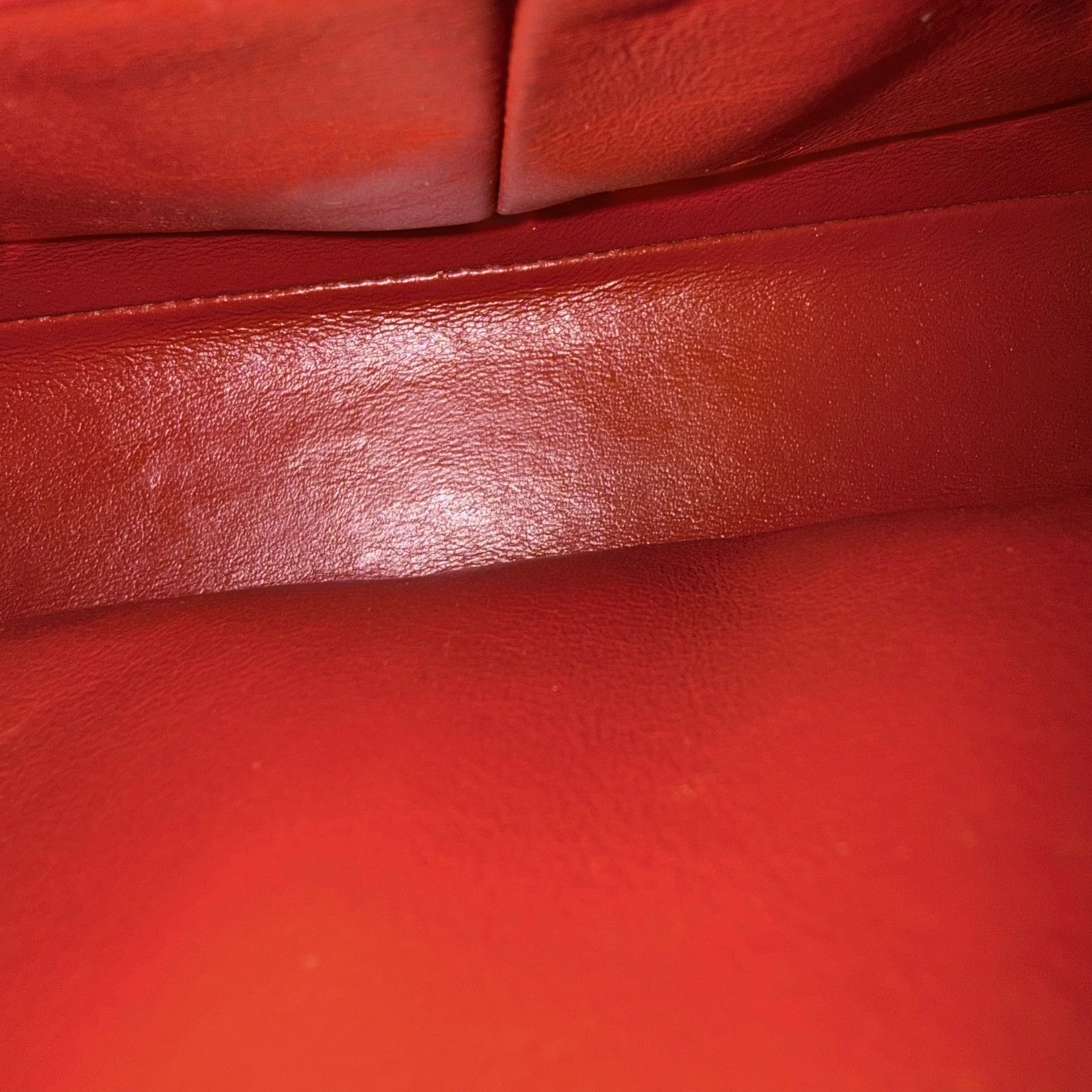 Chanel Classic Flap Medium - 25CM Chevron Lambskin Pink Gold Hardware Series 25