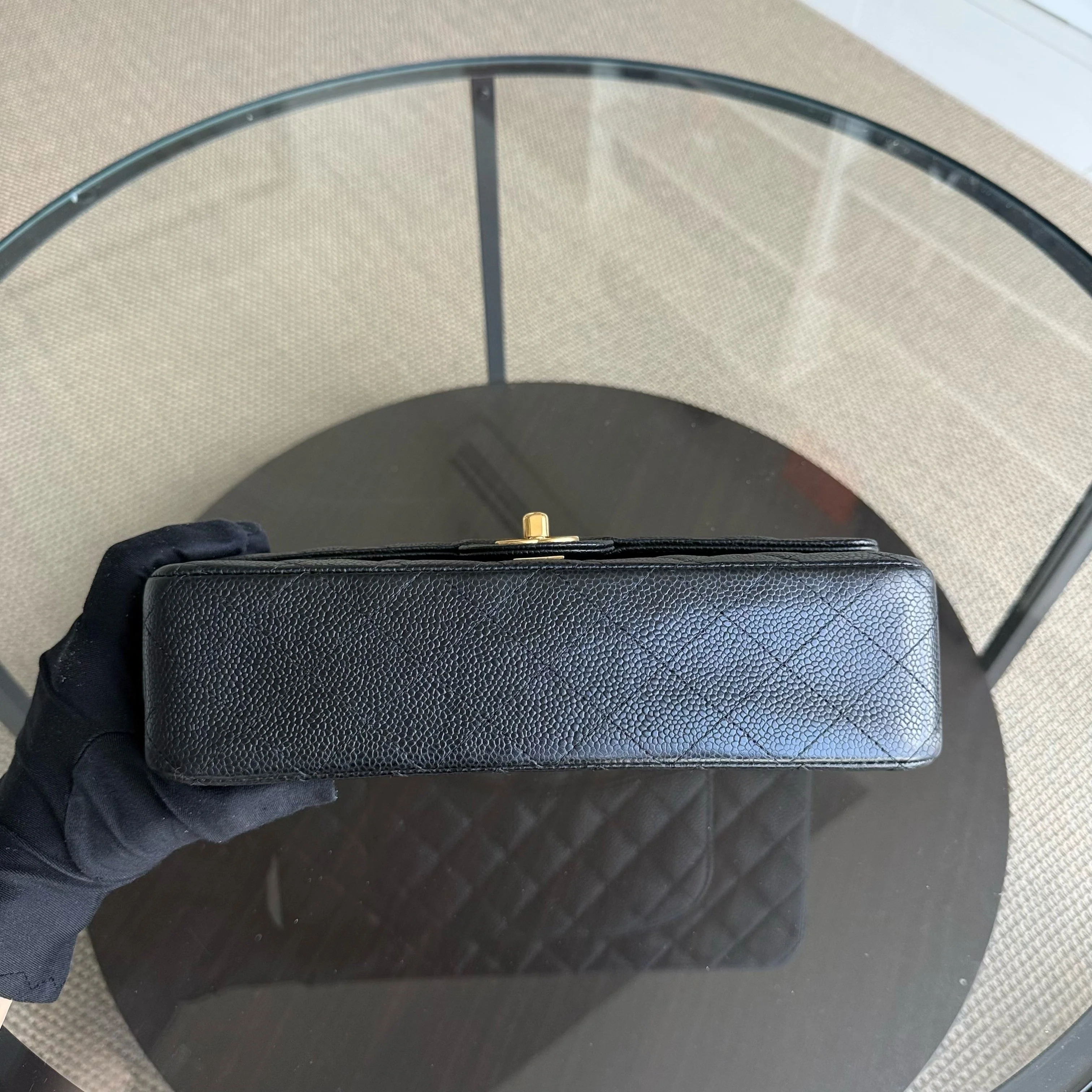 Chanel Classic Flap Medium - Caviar 25CM Quilted Black Gold Hardware