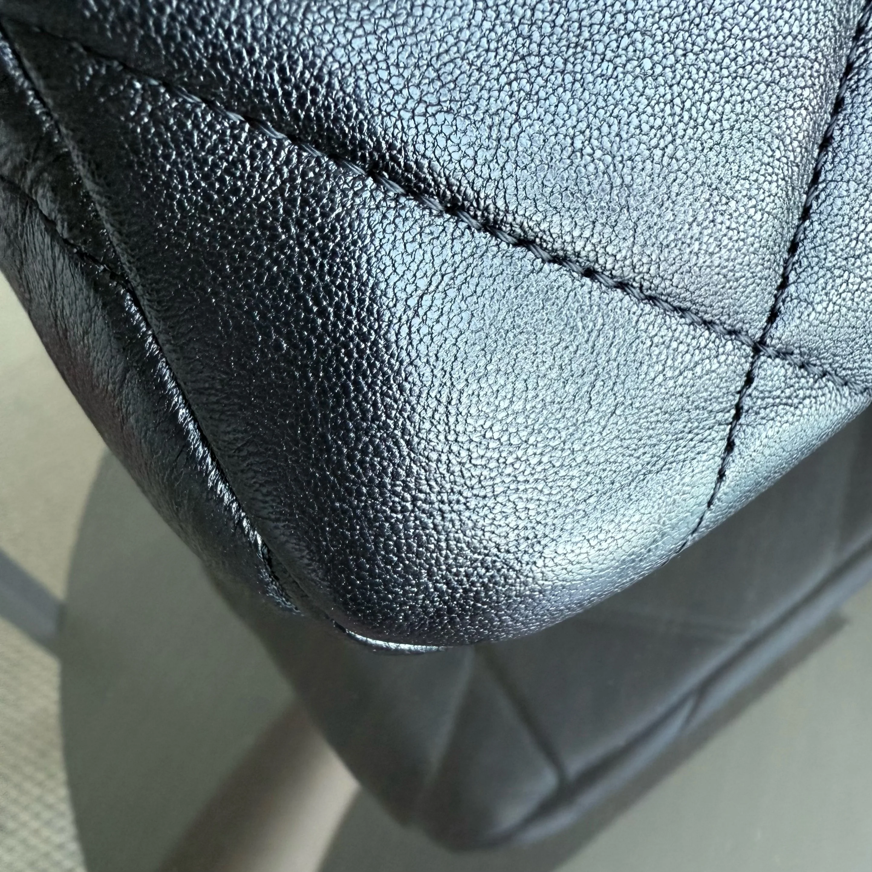 Chanel 19 Bag Medium - Quilted Goatskin Black Gold Hardware Two-tone Series 29