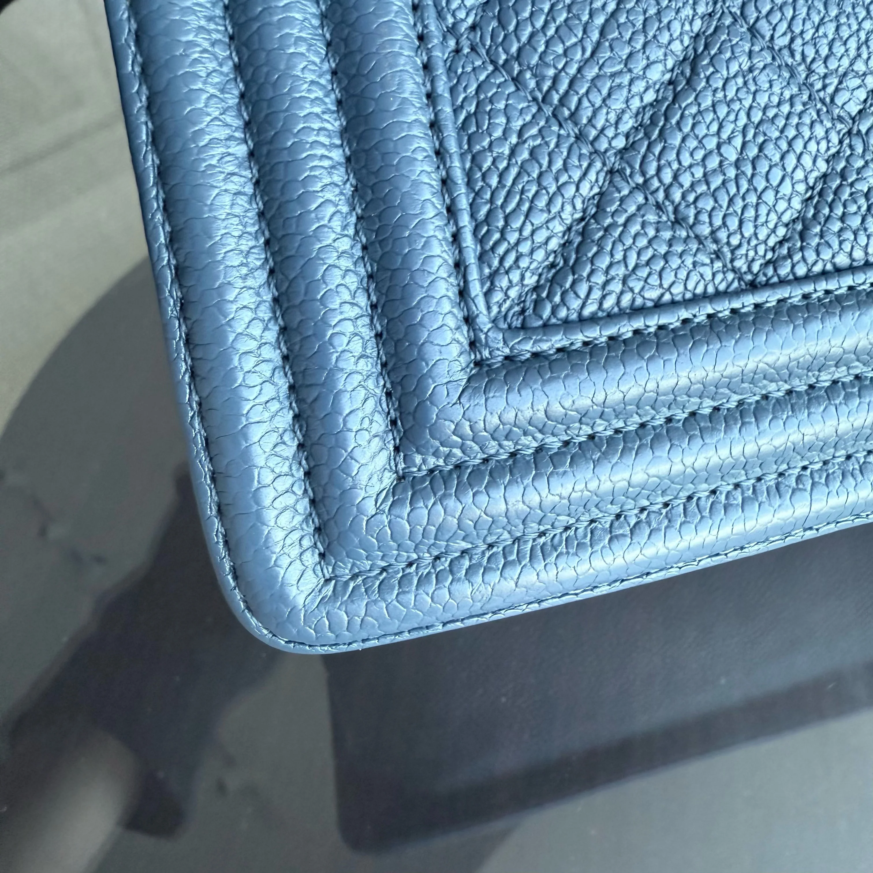 Chanel Boy New Medium - Caviar 28CM Quilted Grained Calfskin Blue Gold Hardware Series 23