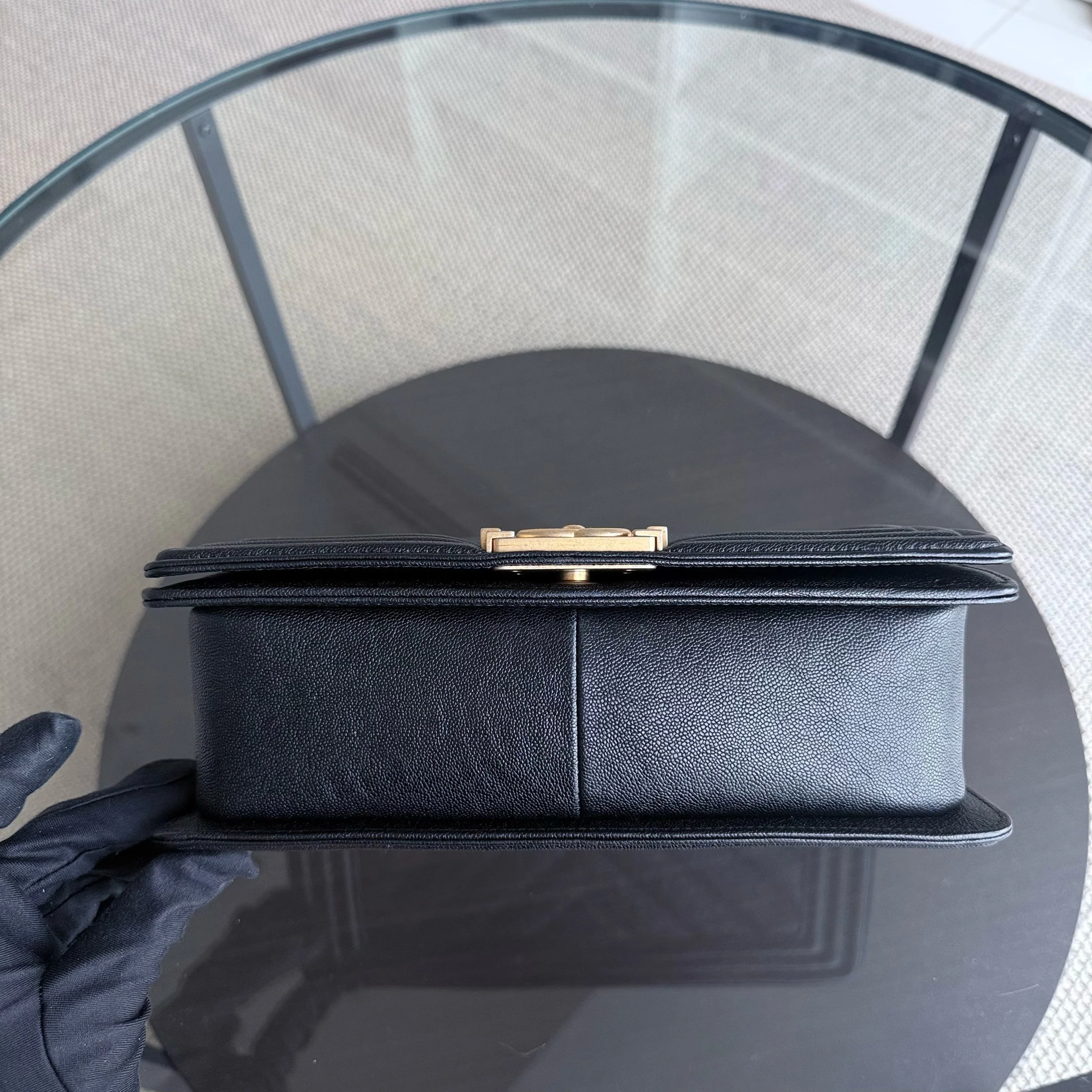 Chanel Boy Medim - Caviar 25CM Grained Calfskin Chevron Black Gold Hardware Series 26