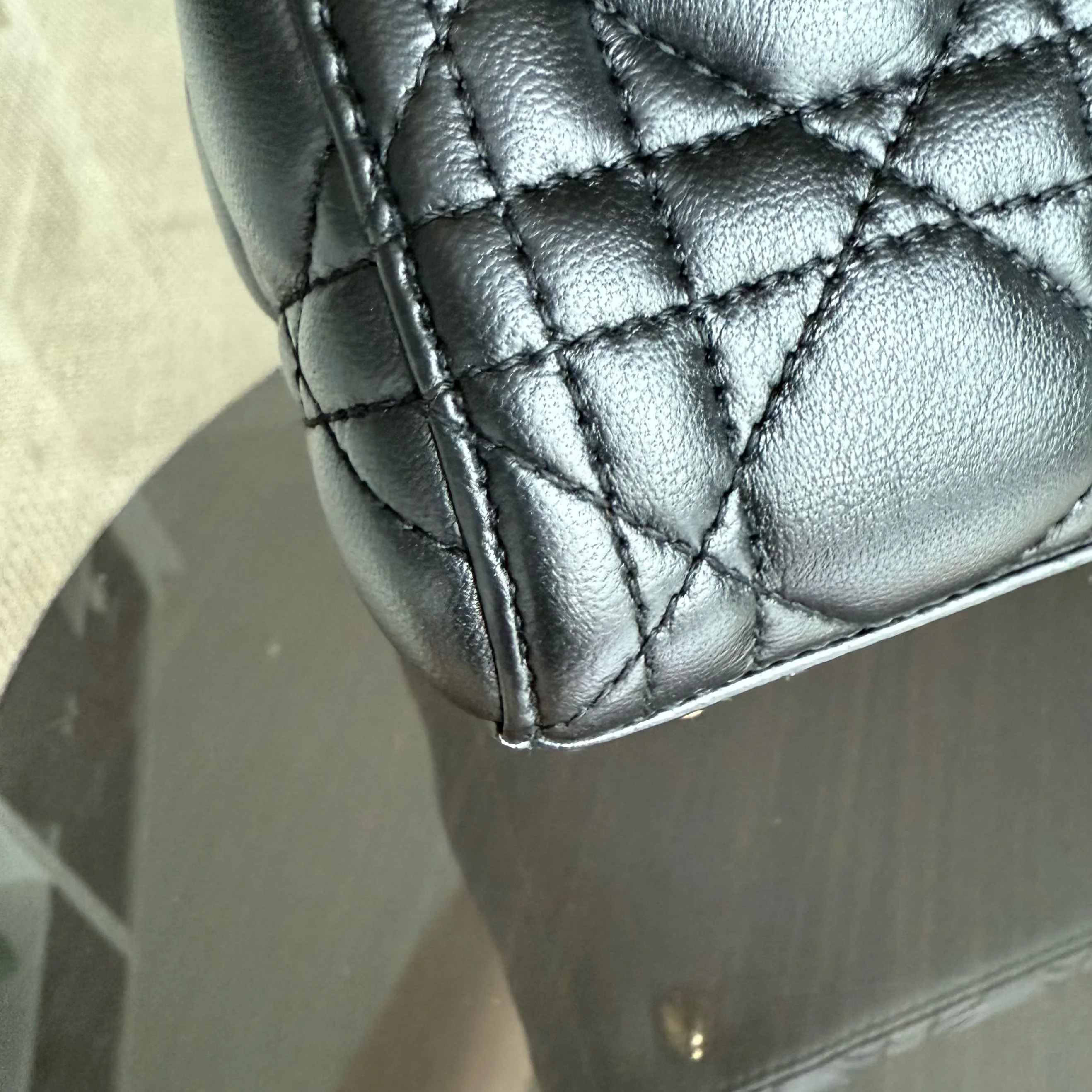 Dior Lady Medium - Canange Lambskin Black Gold Hardware