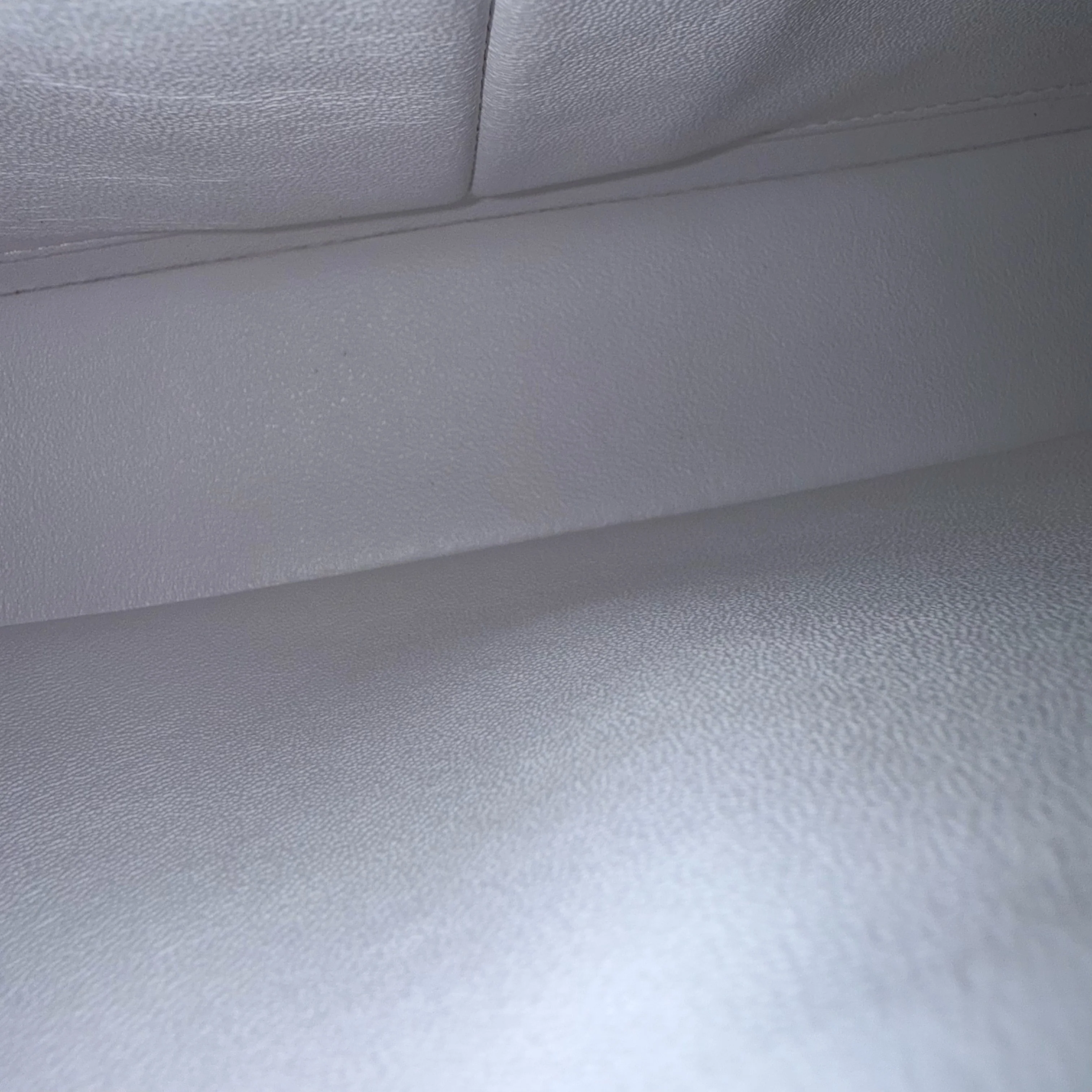 Chanel Classic Flap Small - Lambskin 23CM White Limited Edition Gold Hardware