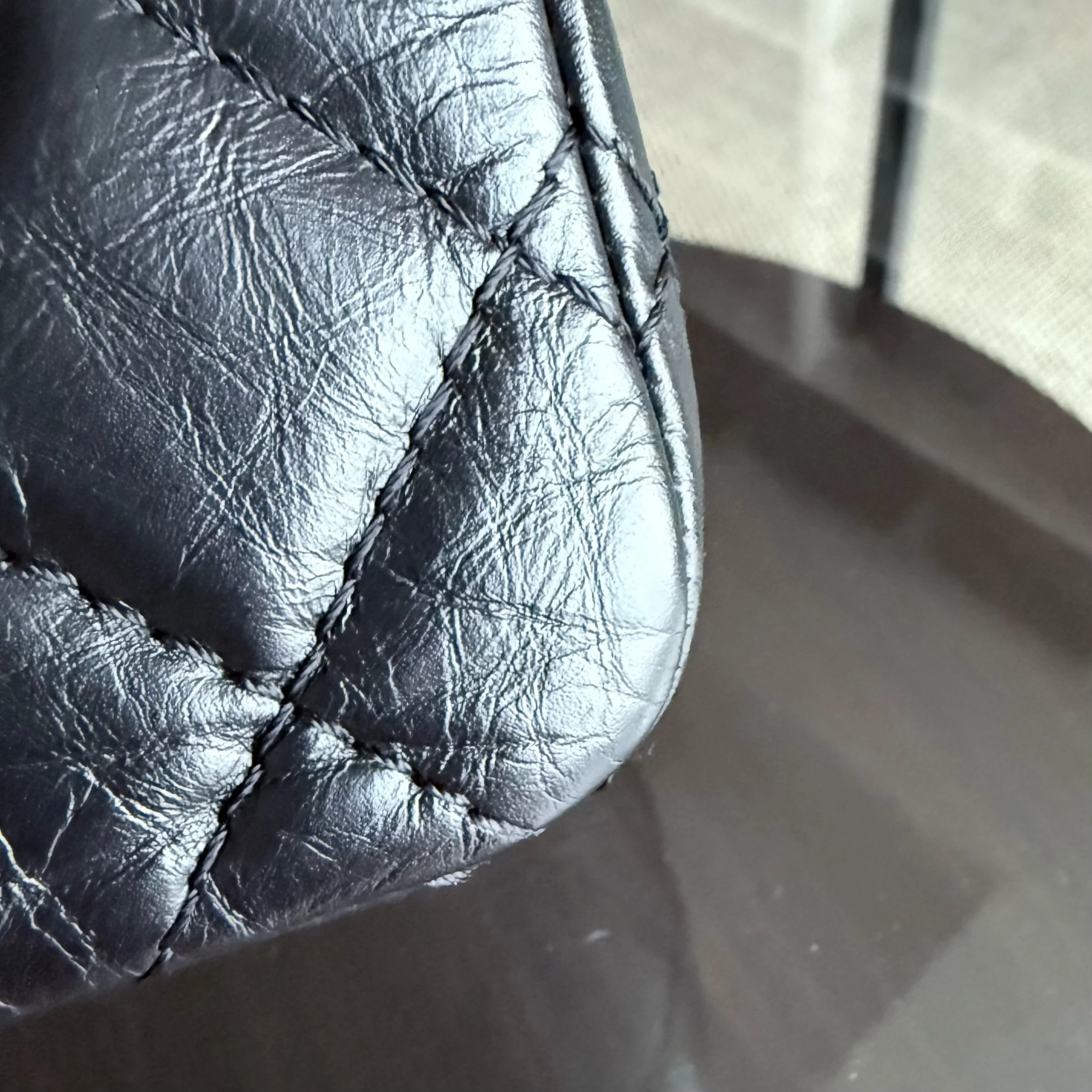 Chanel 2.55 Reissue 226 - 28CM Quilted Aged Calfskin Black Gold Hardware