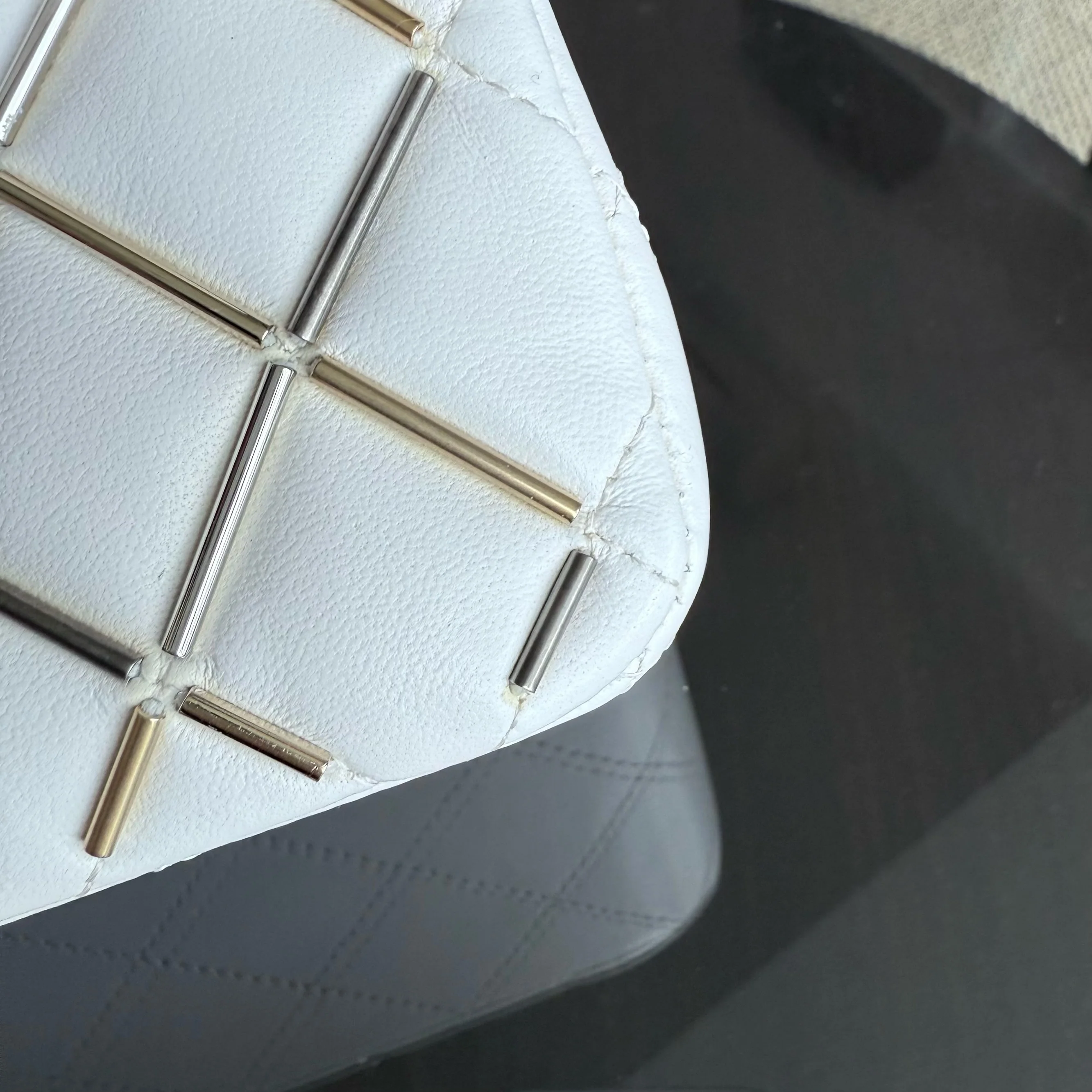 Chanel Classic Flap Small - Lambskin 23CM White Limited Edition Gold Hardware