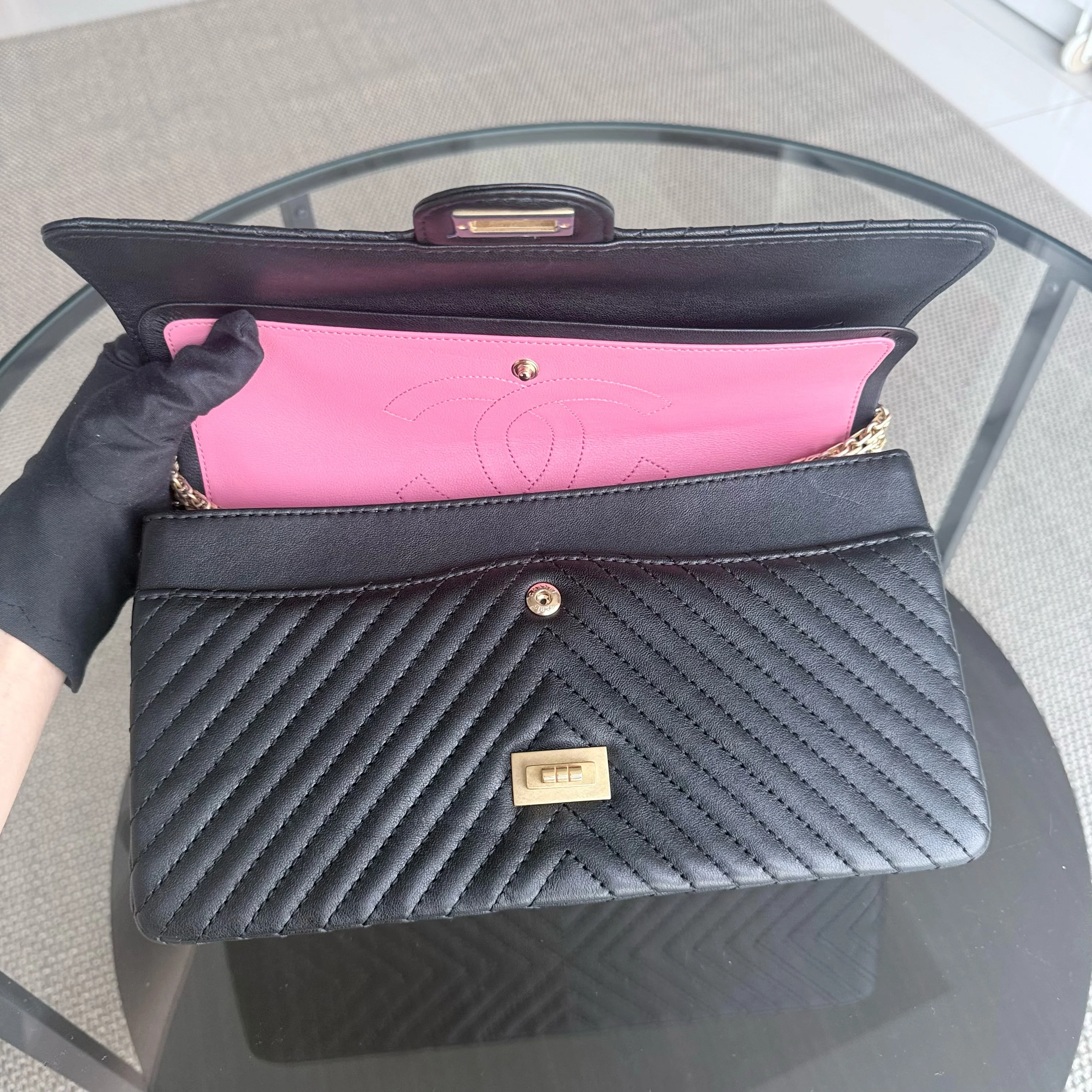 Chanel 2.55 Reissue 226 - 28CM Chevron Aged Calfskin Black Gold Hardware Series 23