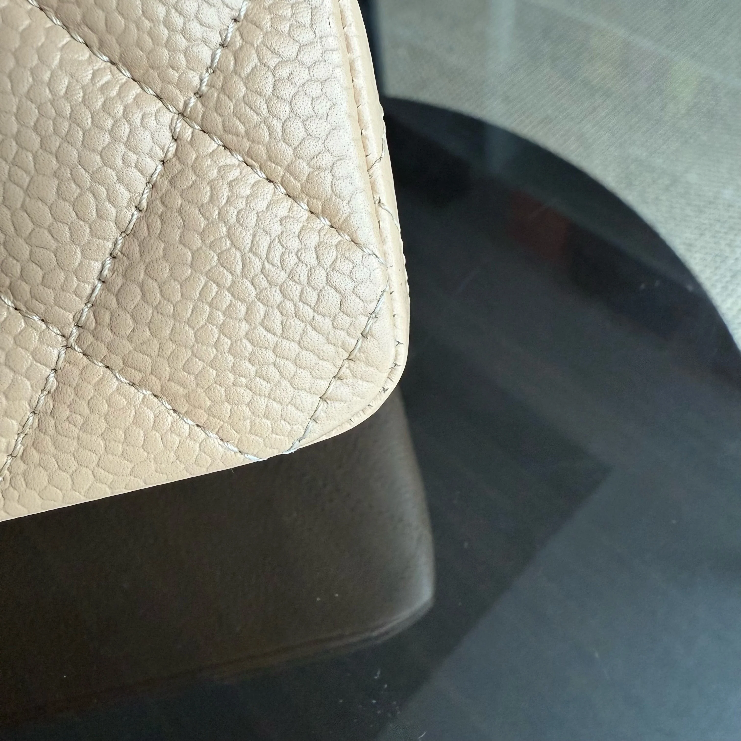 Chanel Classic Flap Medium - Caviar 25CM Quilted Grained Calfskin Beige Gold Hardware Series 14