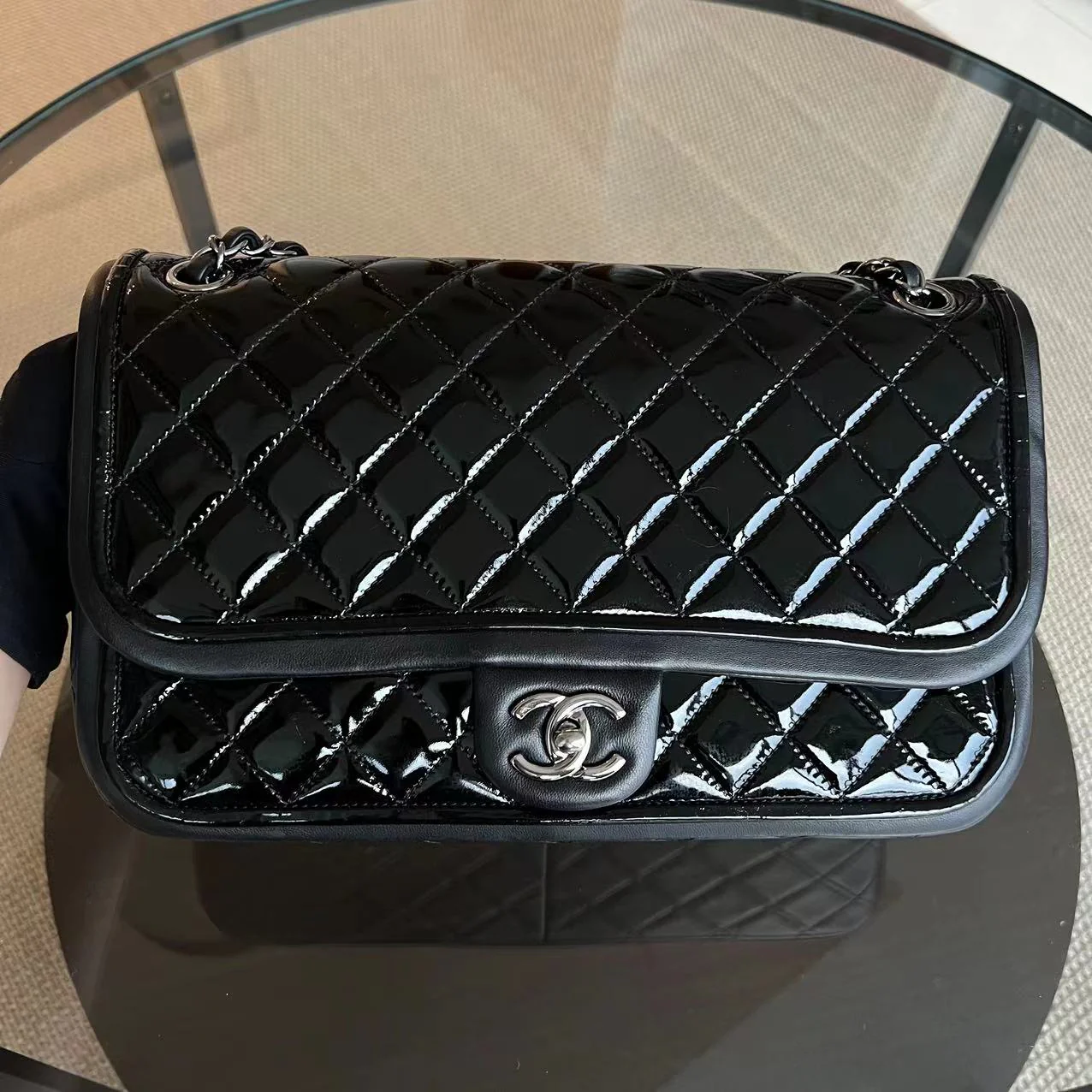 Classic Twist Timeless Jumbo Patent With Lambskin Black No 18