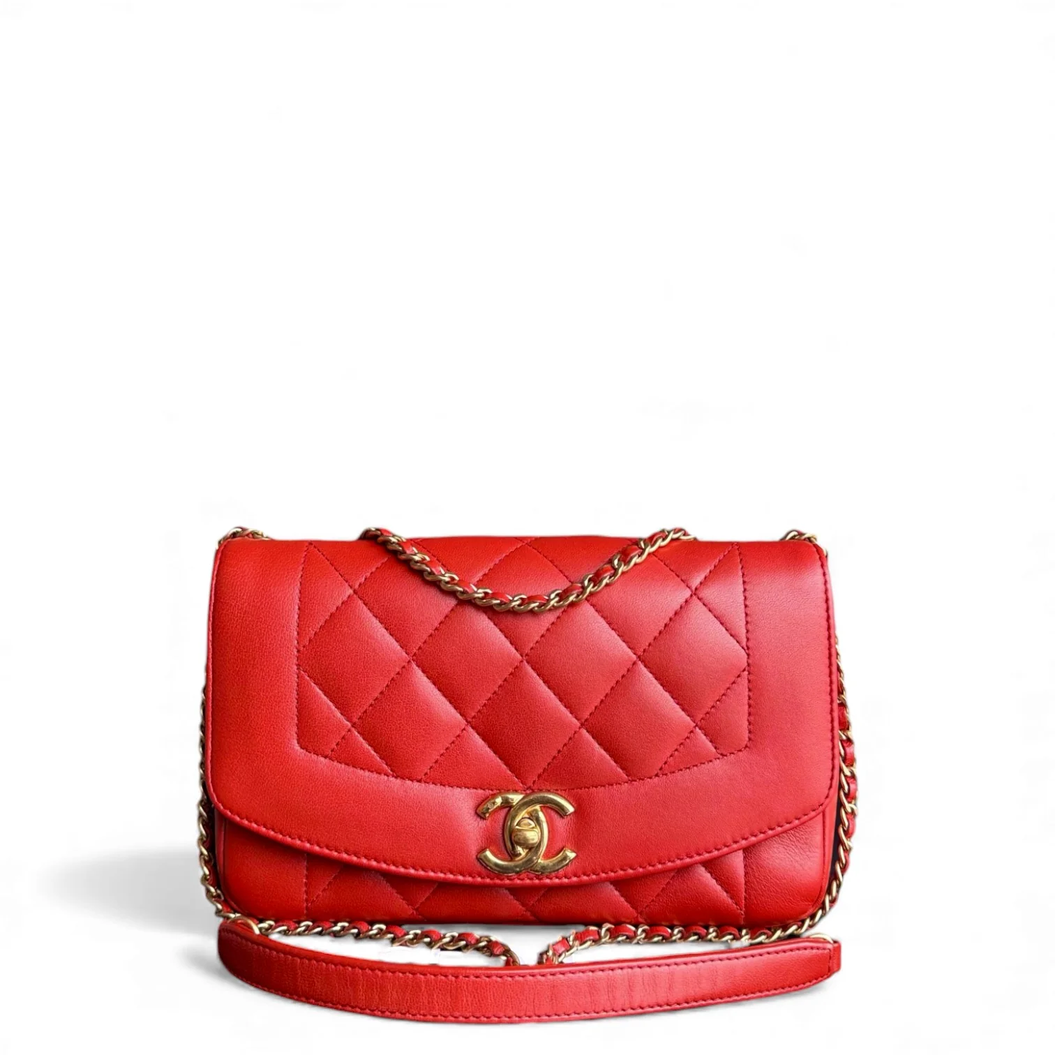 Chanel Diana Reissue Small - 22CM Quilted Lambskin Red Gold Hardware Series 20